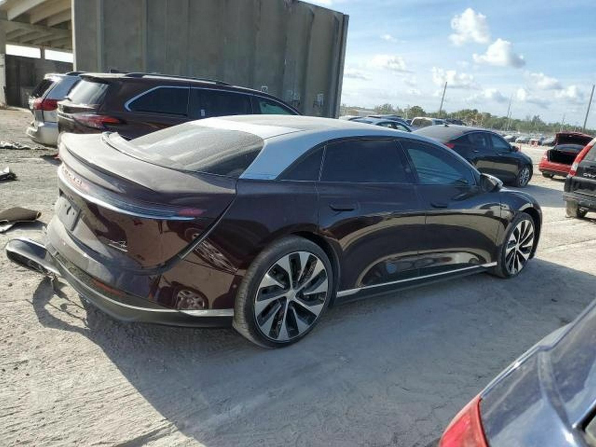 Lucid AIr - 3