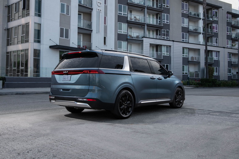 2024 Kia Carnival 2