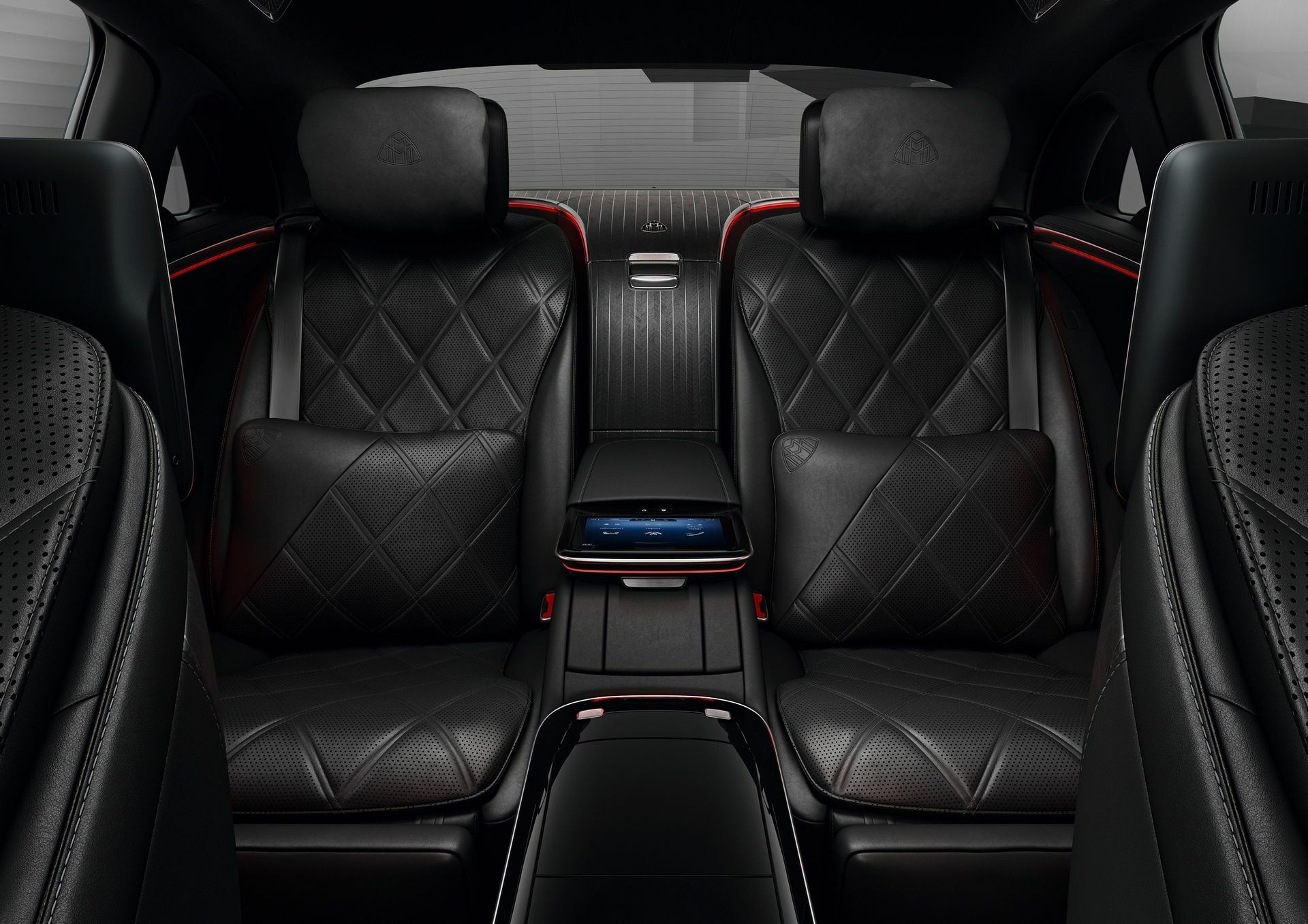 Mercedes Maybach Night Series Pacakge - 15