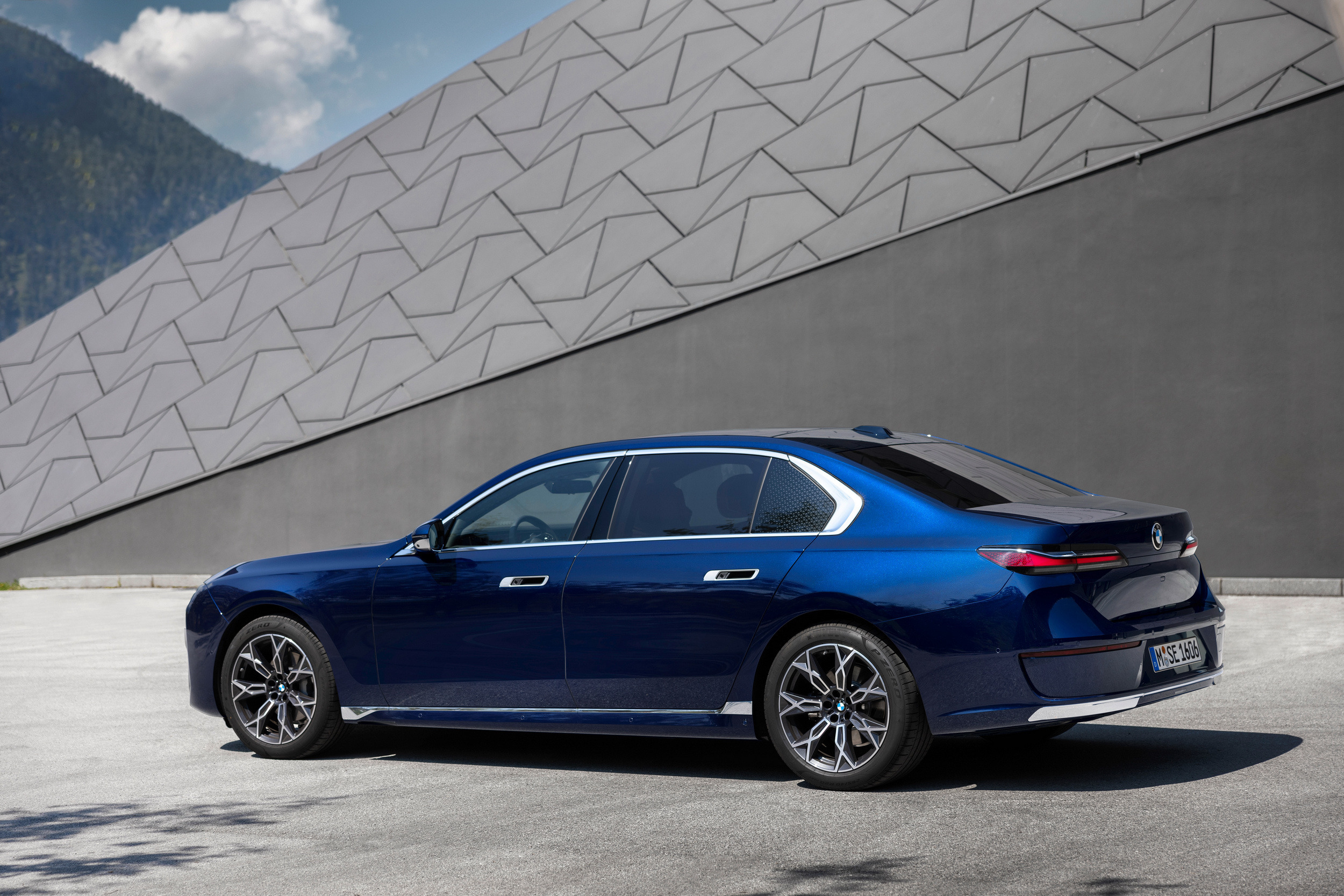 2023 BMW 7 Series 6 445