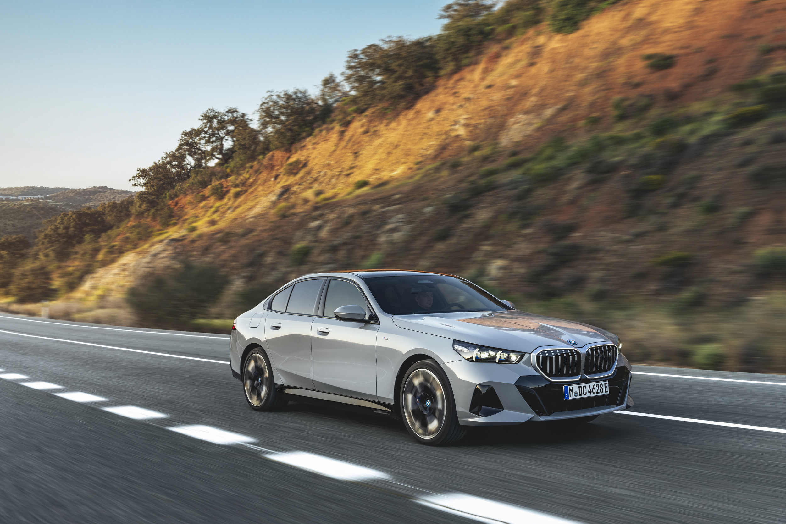 2024 BMW i5 5-Series 11