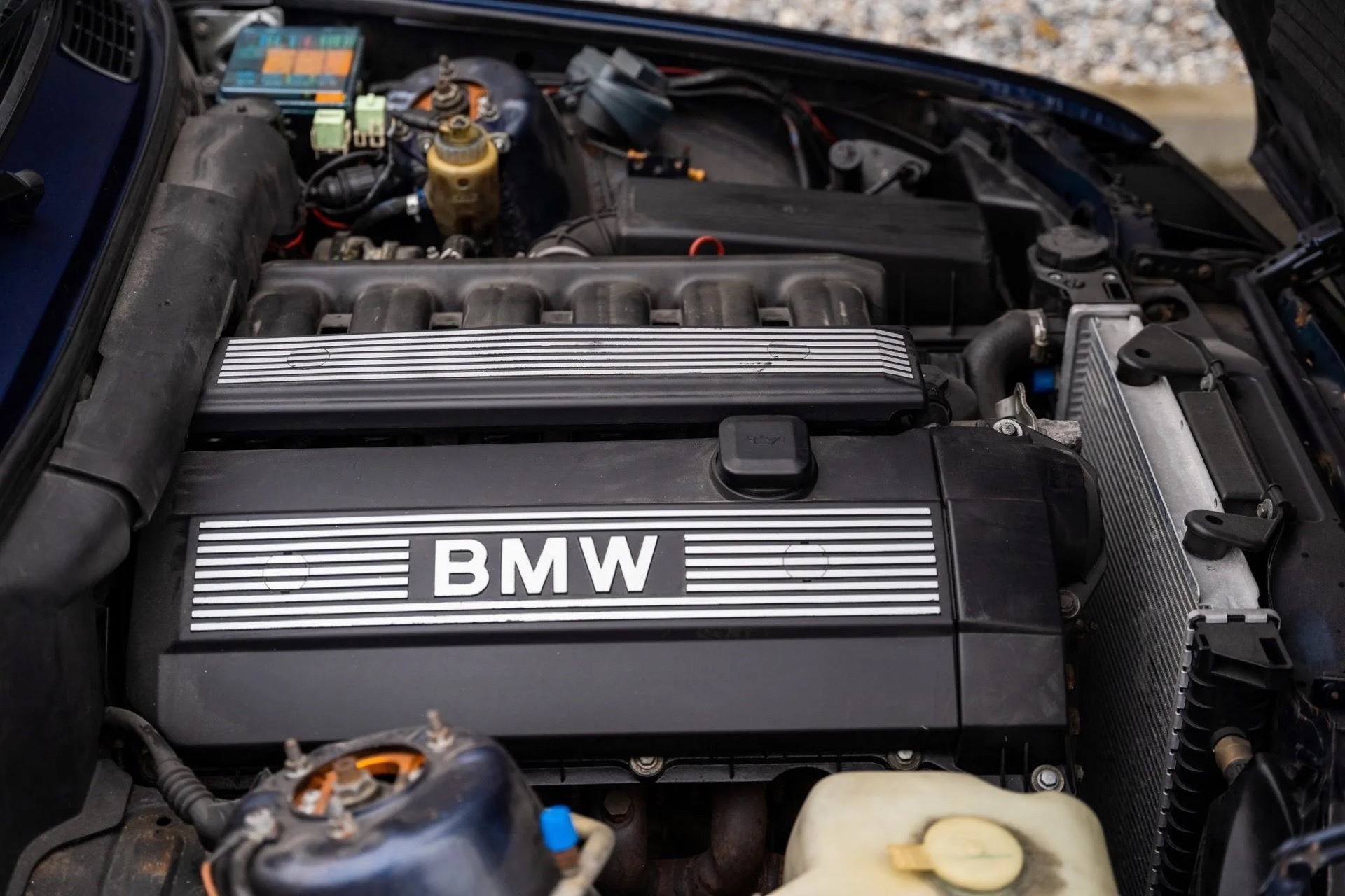 1990 BMW 320i M52B28 E30 Touring 15