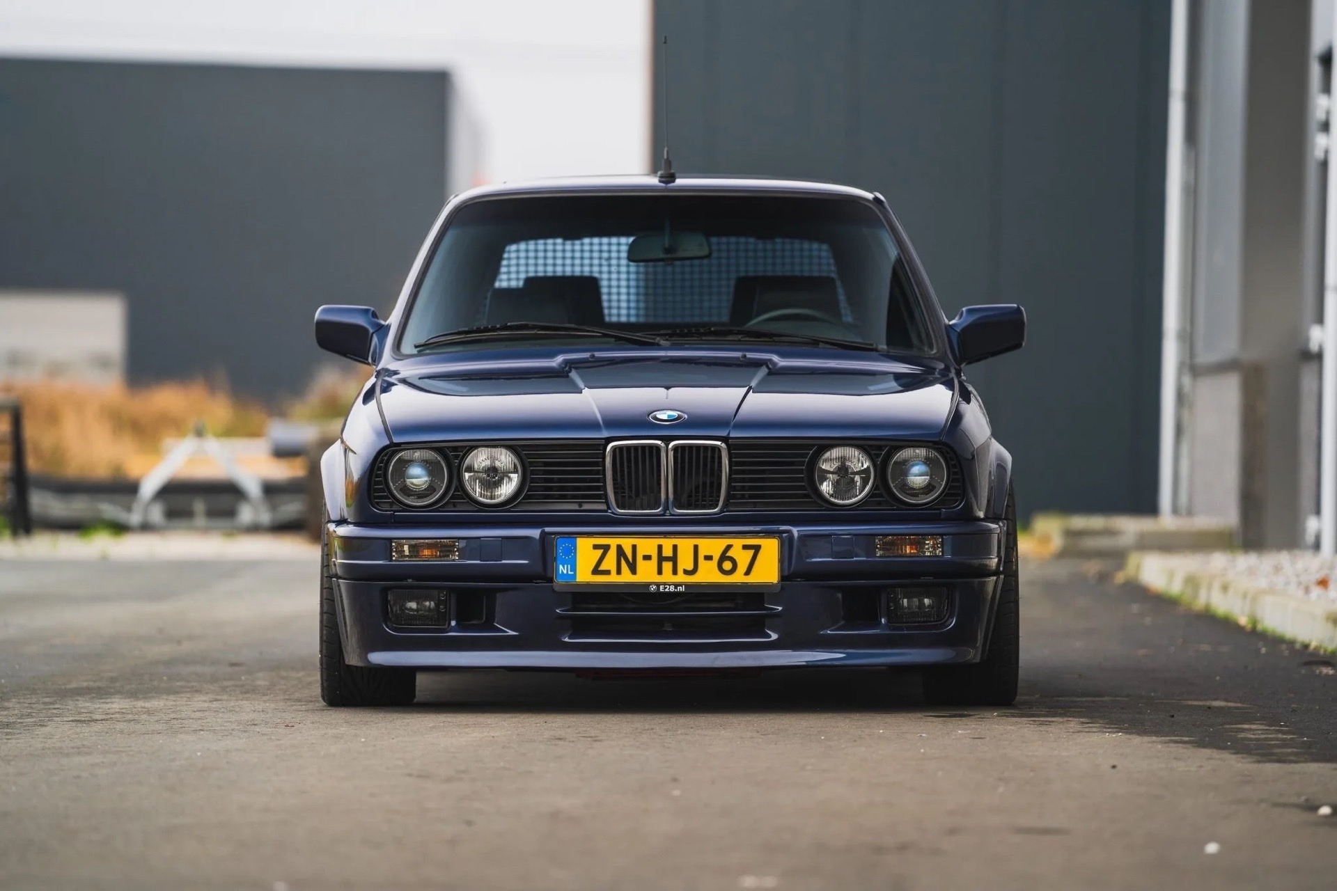1990 BMW 320i M52B28 E30 Touring 23