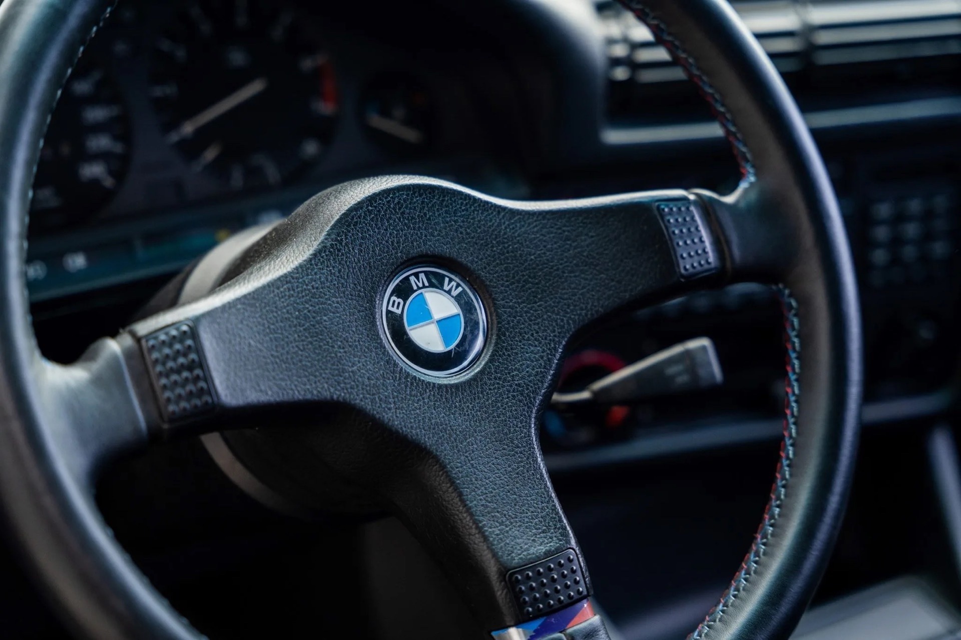 1990 BMW 320i M52B28 E30 Touring 33