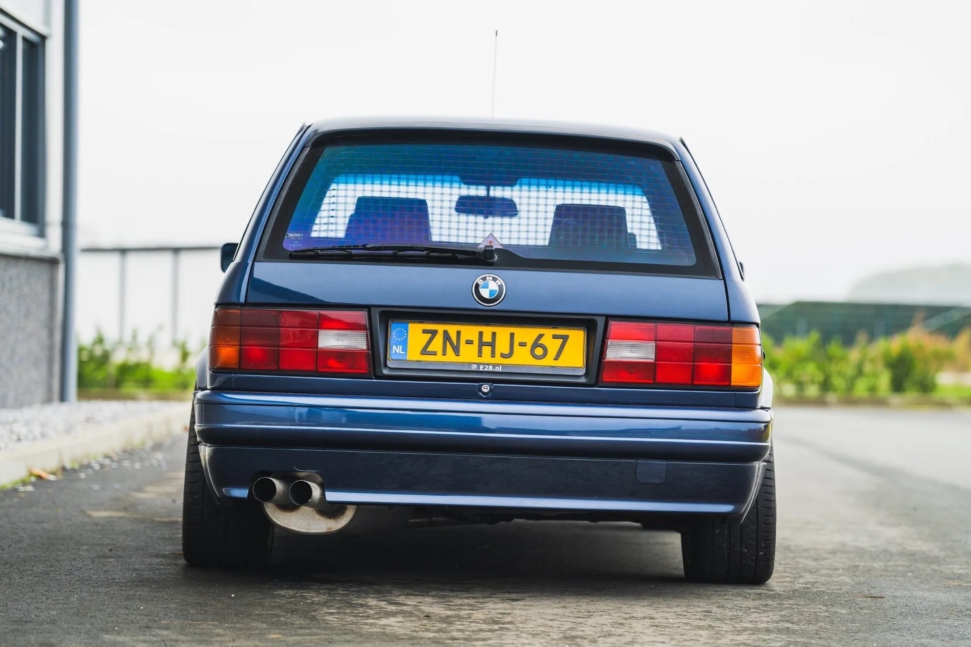 1990 BMW 320i M52B28 E30 Touring 36