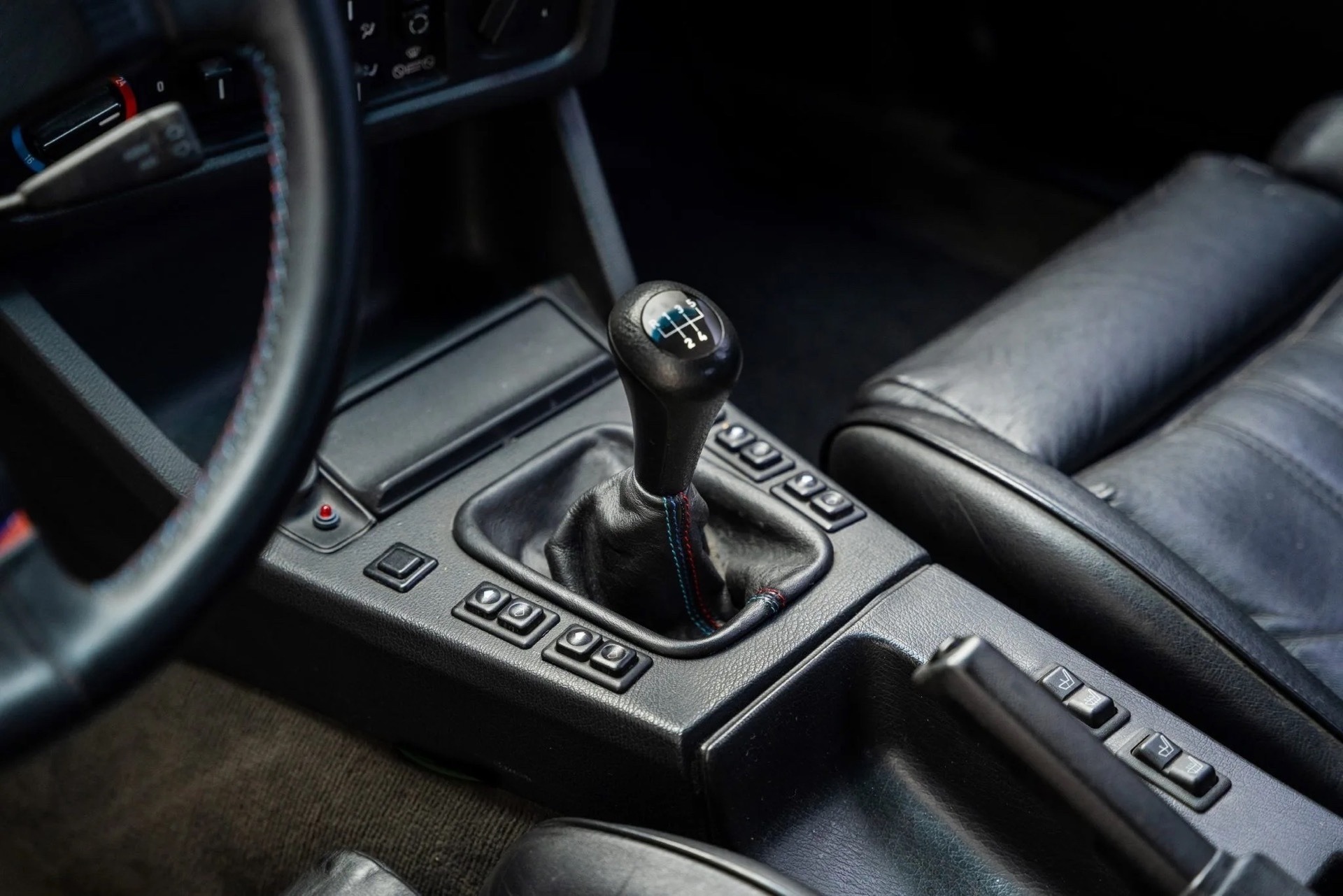1990 BMW 320i M52B28 E30 Touring 44