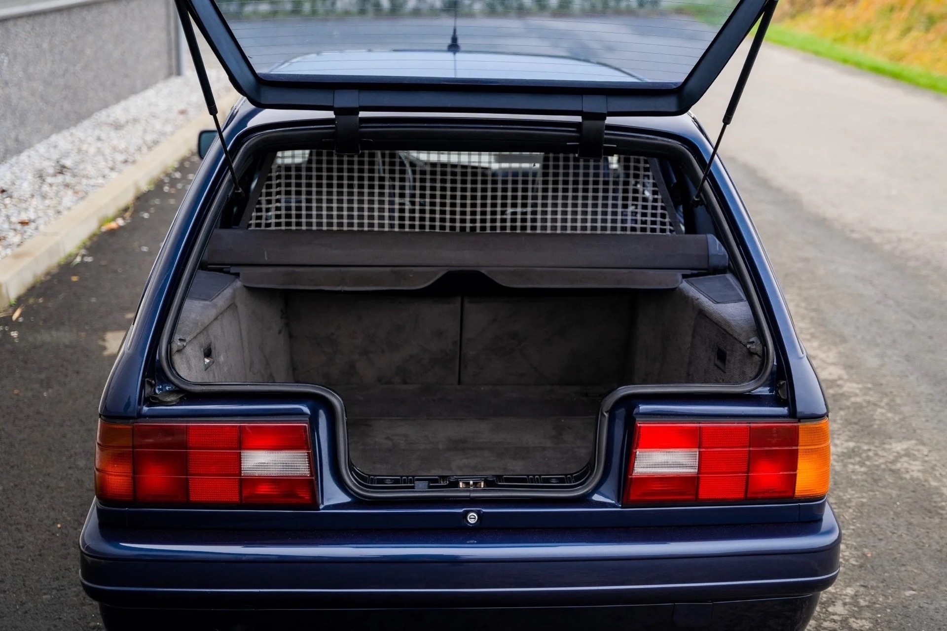 1990 BMW 320i M52B28 E30 Touring 58