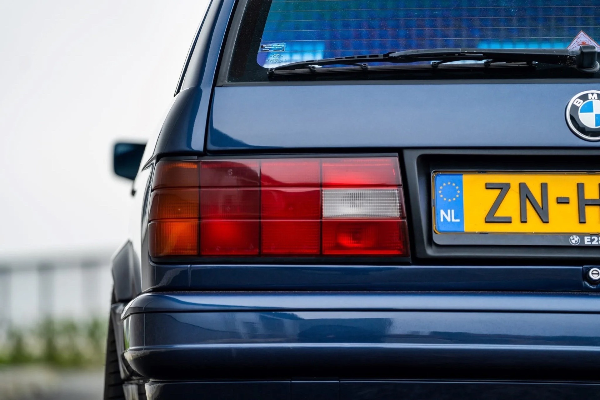1990 BMW 320i M52B28 E30 Touring 63