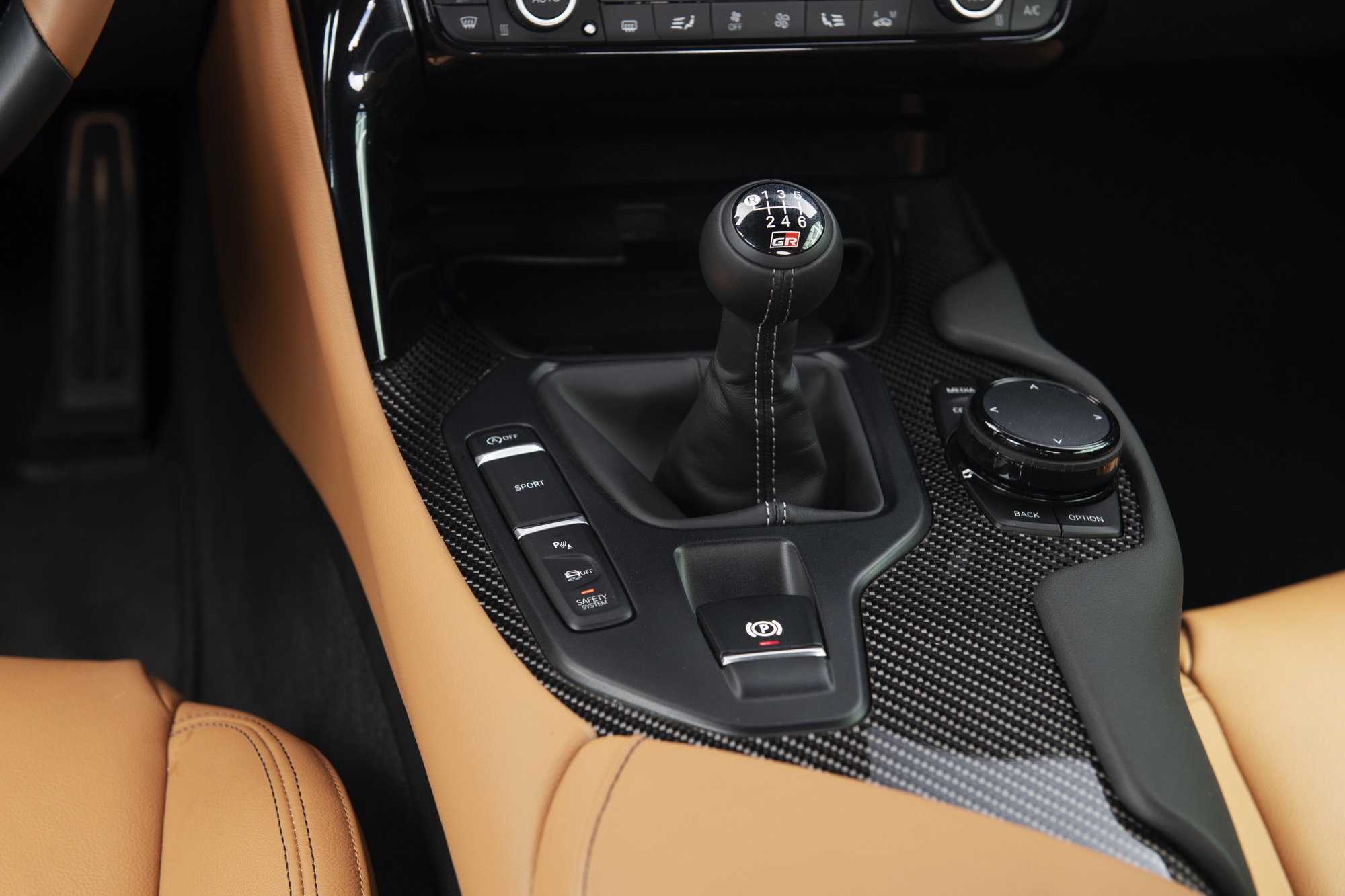 2023 Toyota Supra 1_2