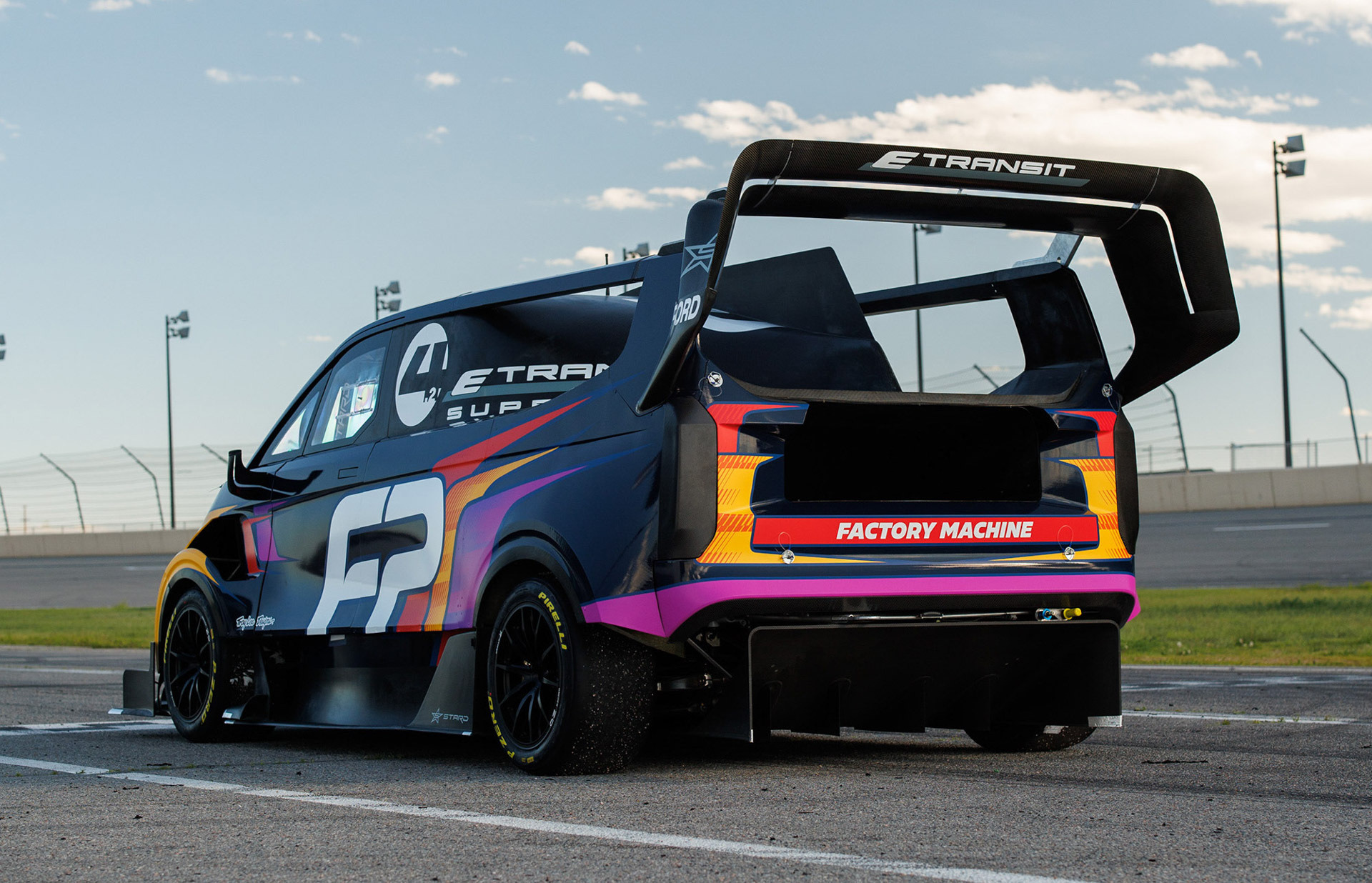 Ford Performance E-Transit SuperVan 00002