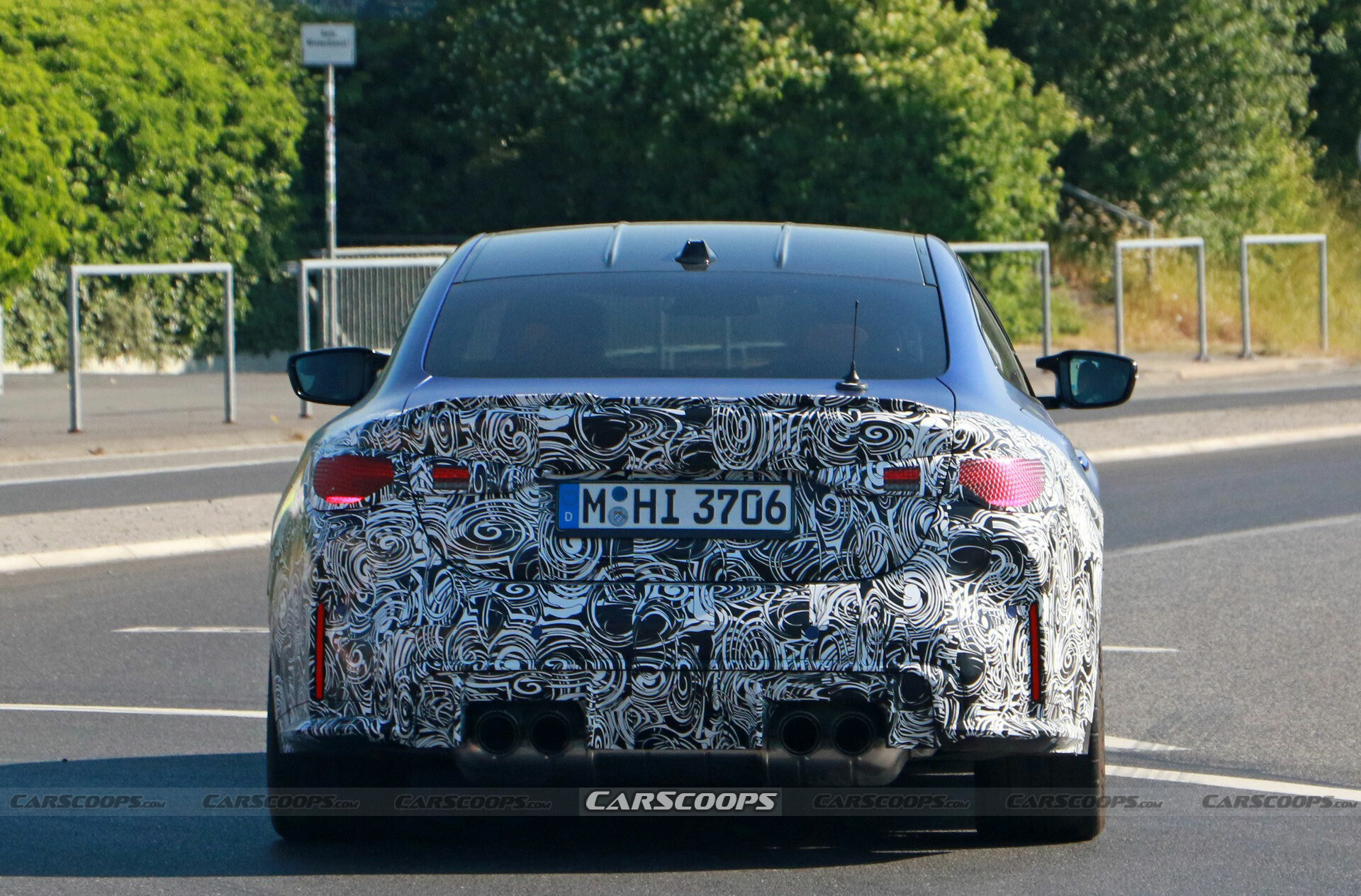 2025-BMW-M4-Coupe-614-12