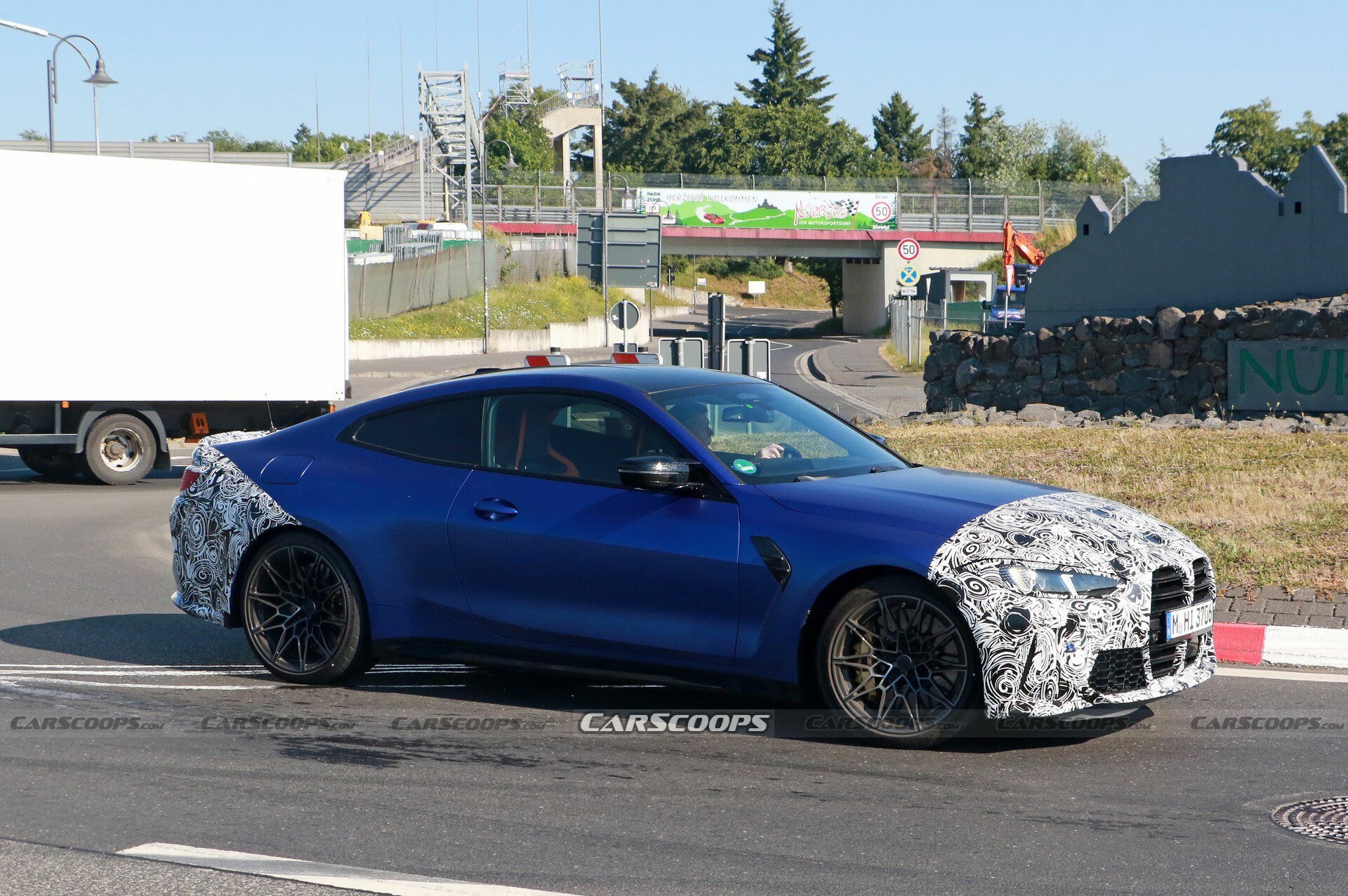 2025-BMW-M4-Coupe-614-6