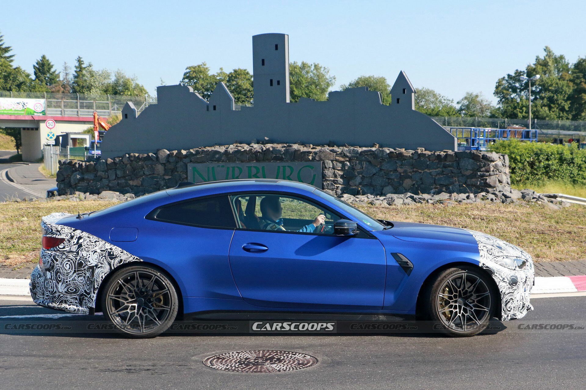 2025-BMW-M4-Coupe-614-7