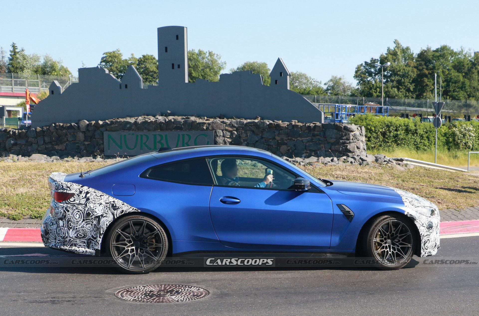 2025-BMW-M4-Coupe-614-8
