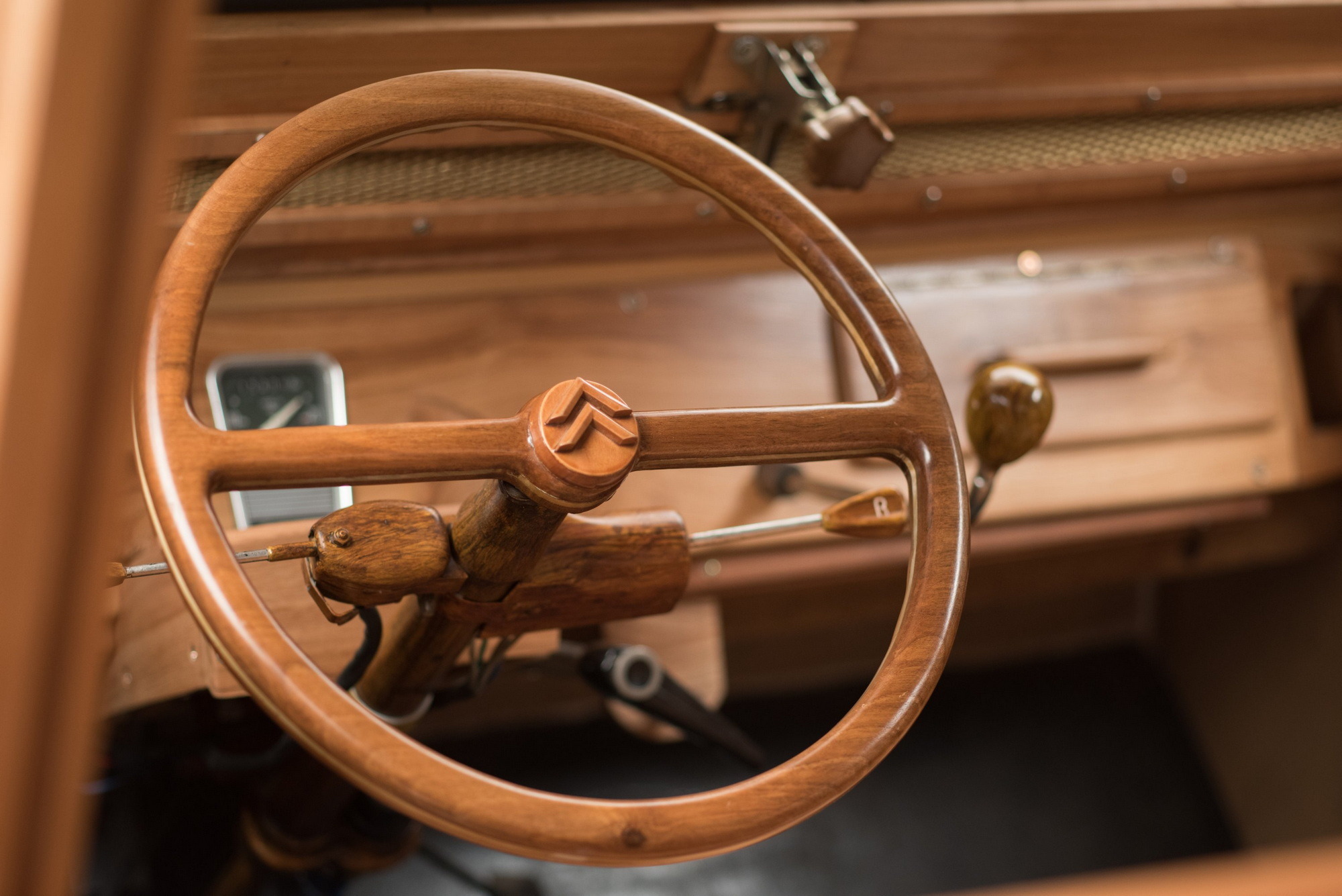 1955 Citroen 2CV wood record holder 7