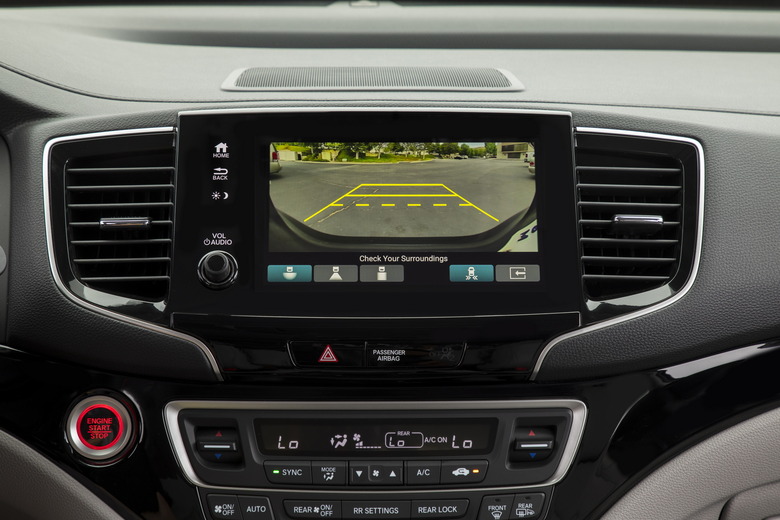 2021 Honda Pilot infotainment