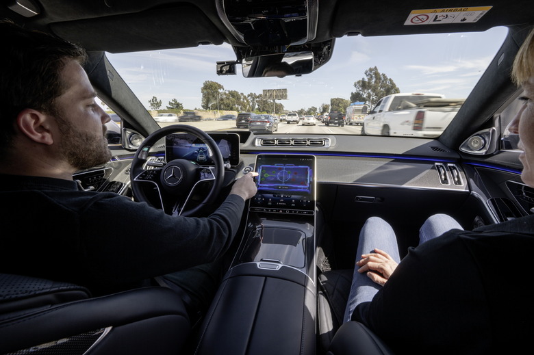 2022 Mercedes S-Class Drive Pilot 1