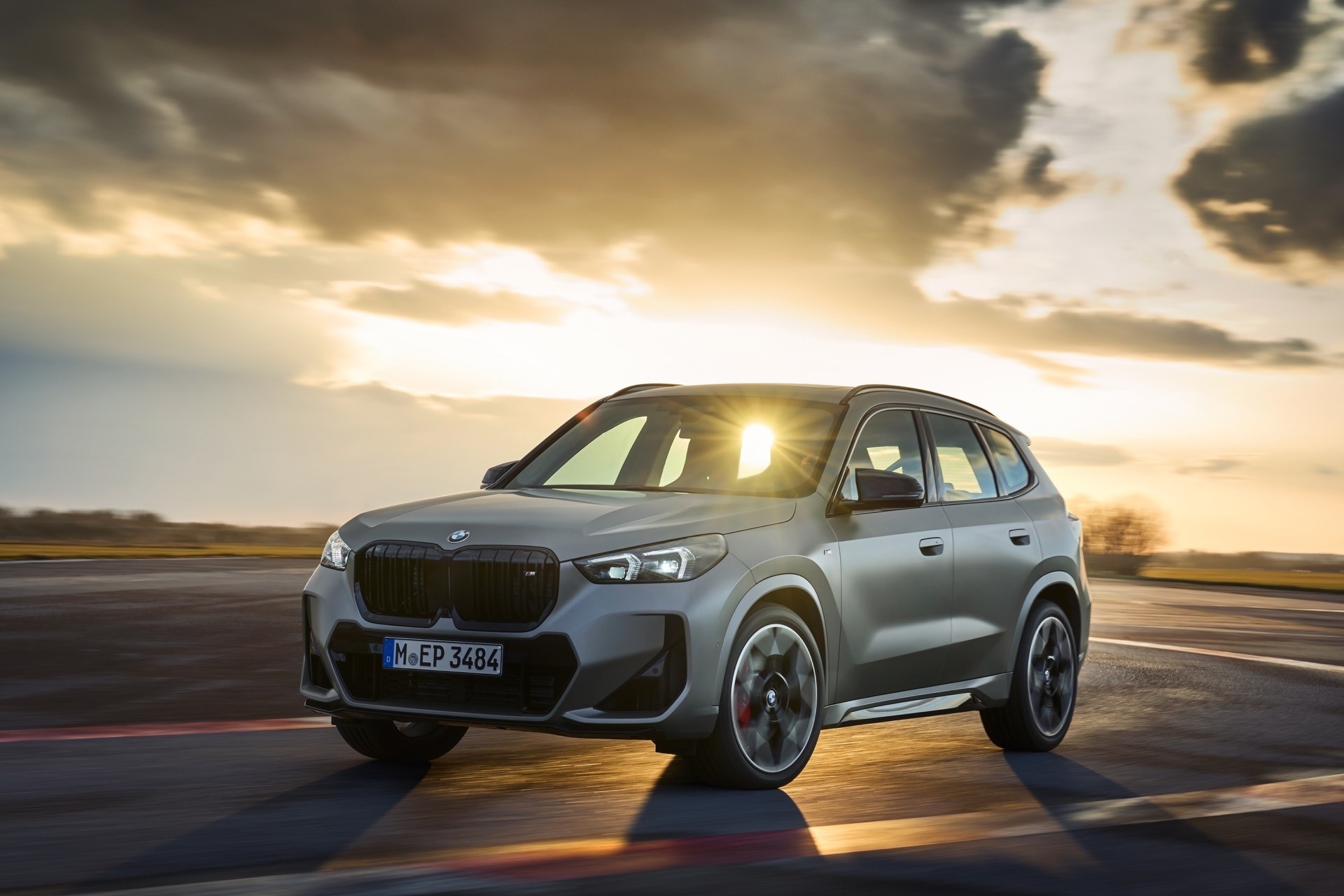 2024 BMW X1 M35i xDrive 14