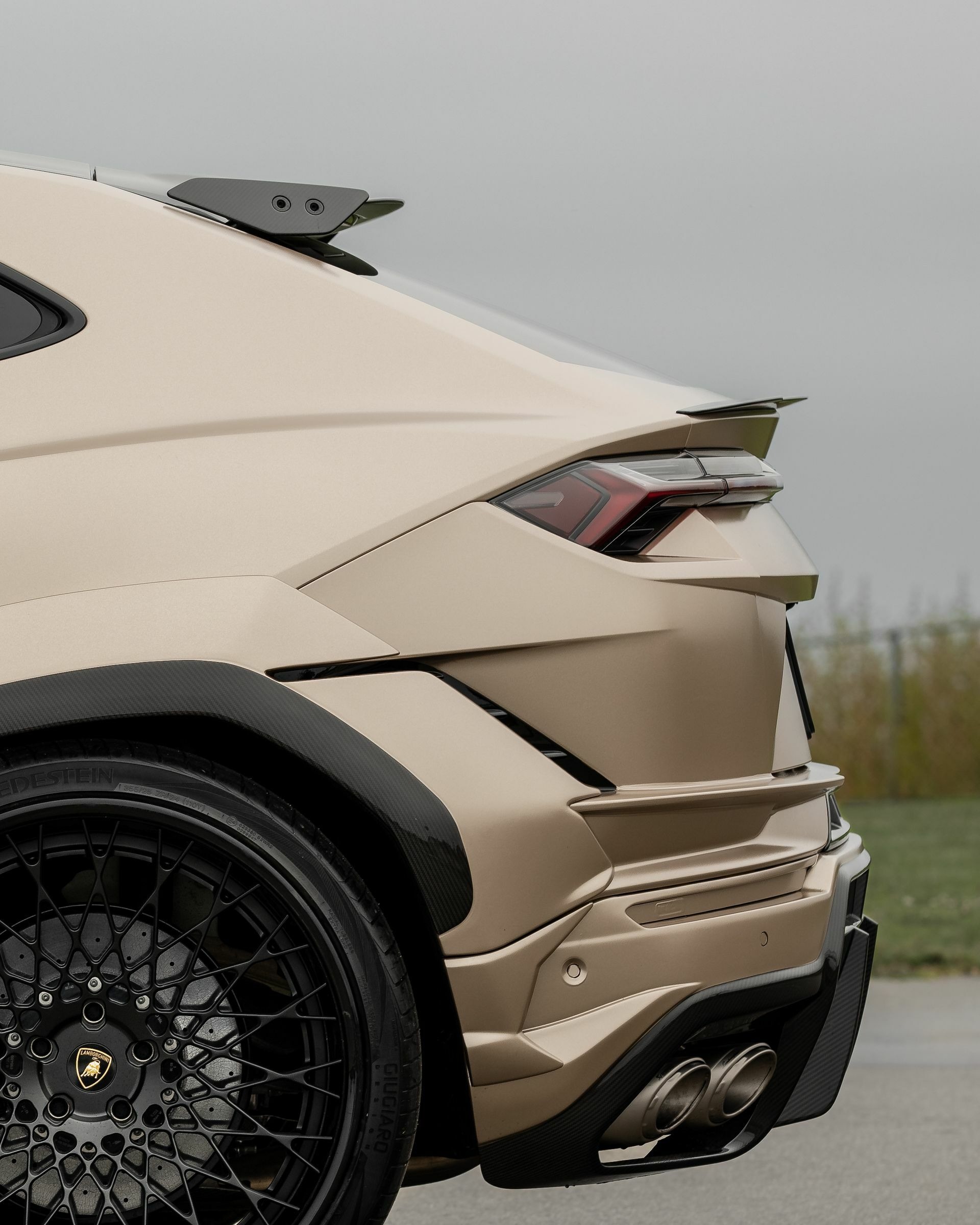 Lamborghini Urus 1016 Industries - 14