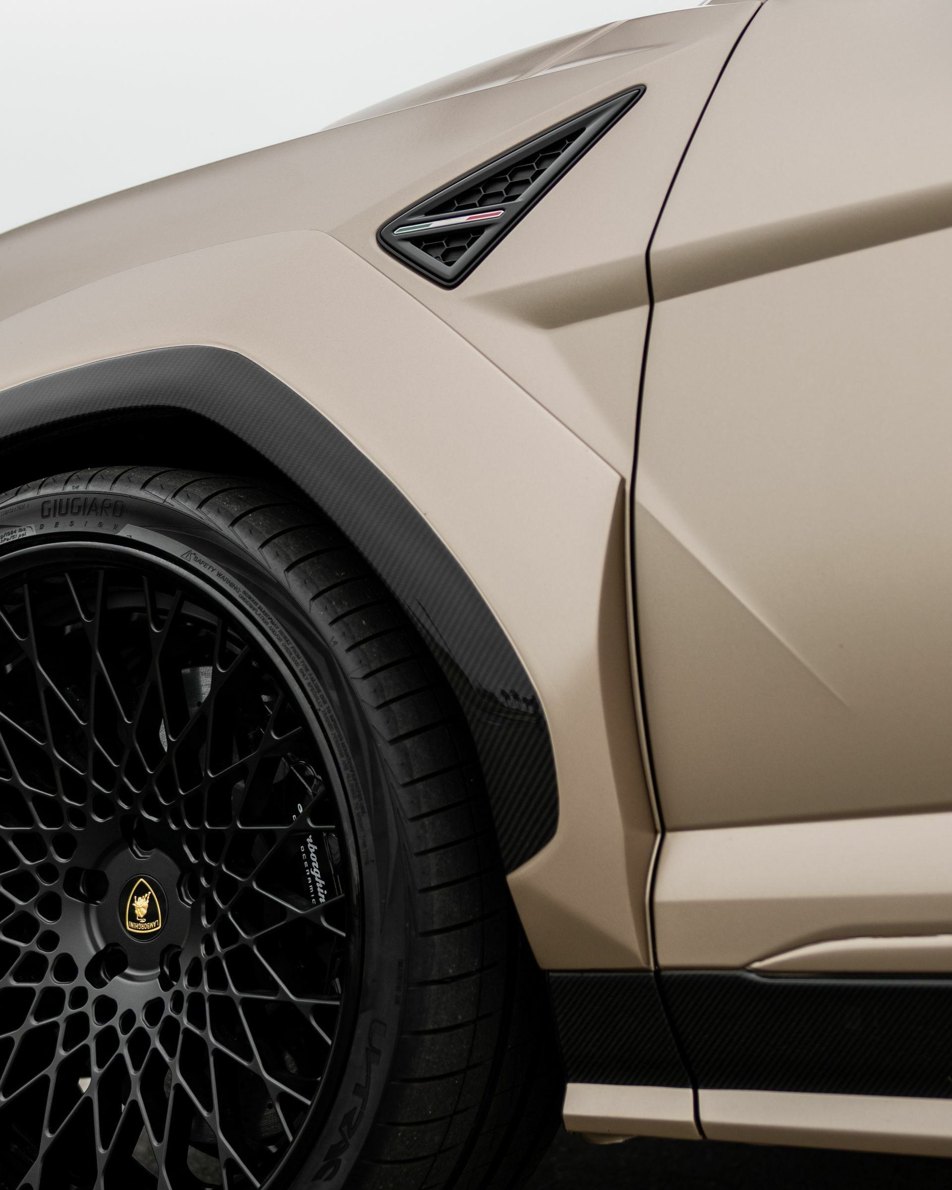Lamborghini Urus 1016 Industries - 7