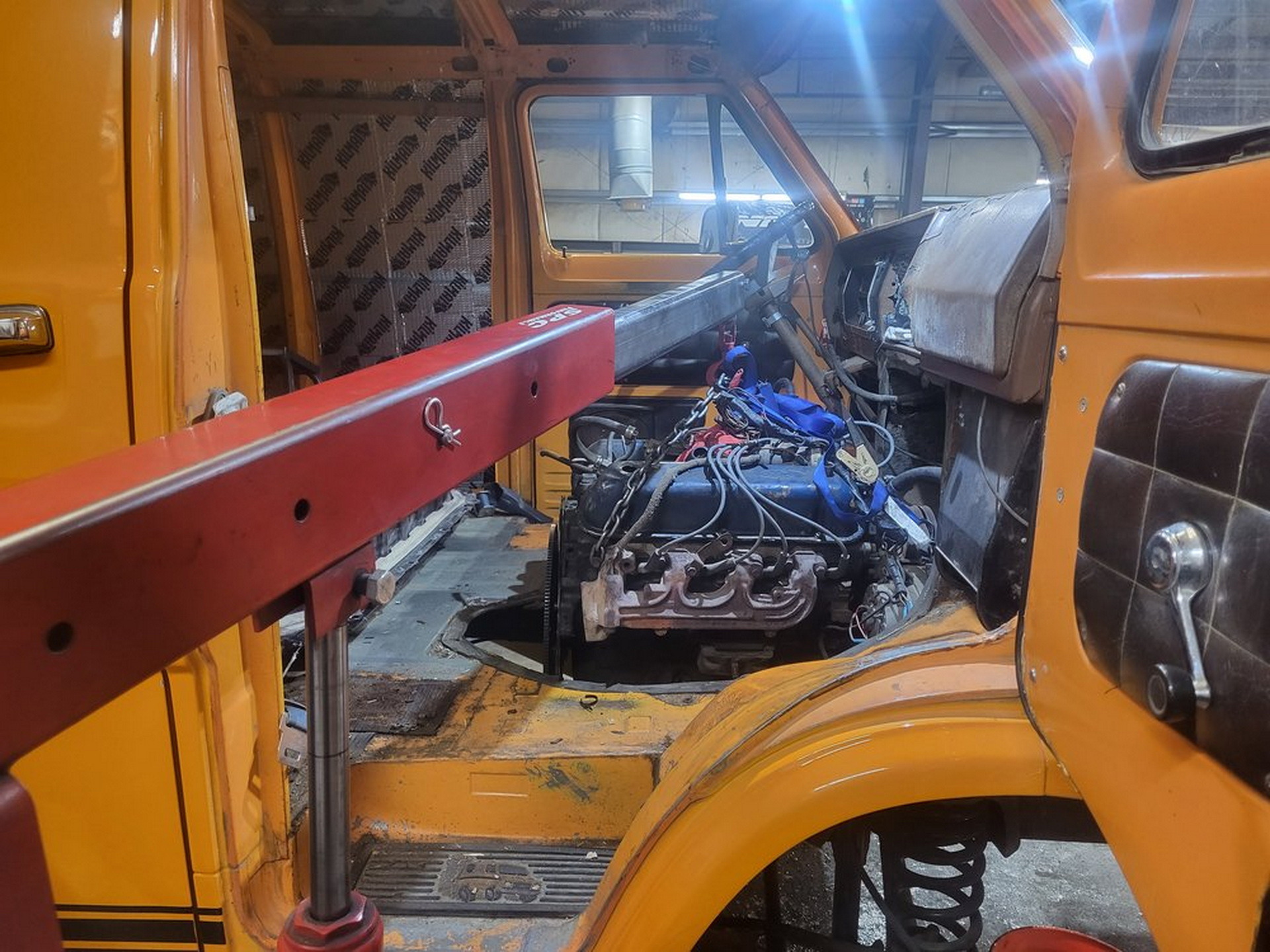 Tesla-swapped Ford E-100 Van (10)