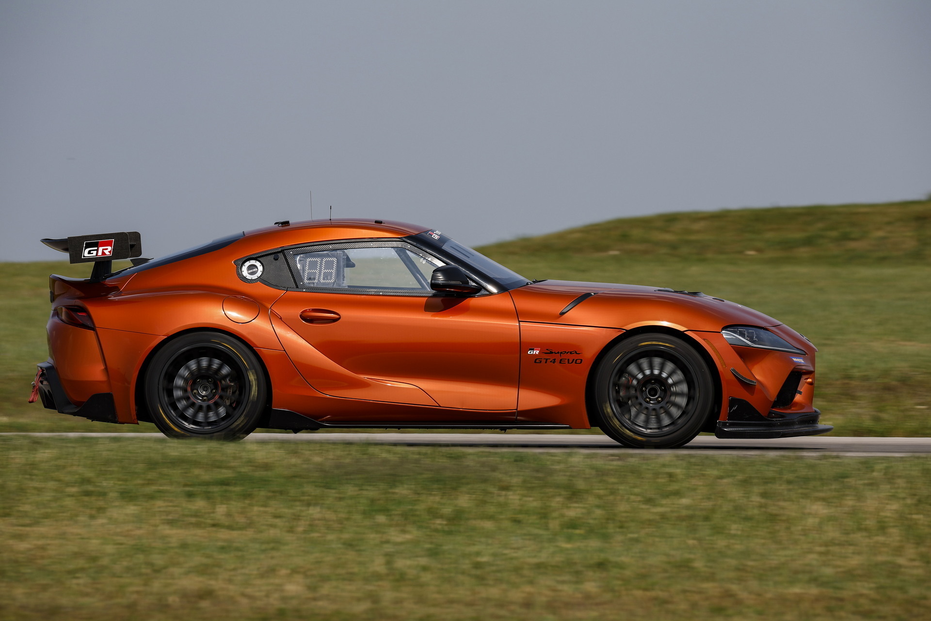 MY24_GR Supra GT4 EVO_001