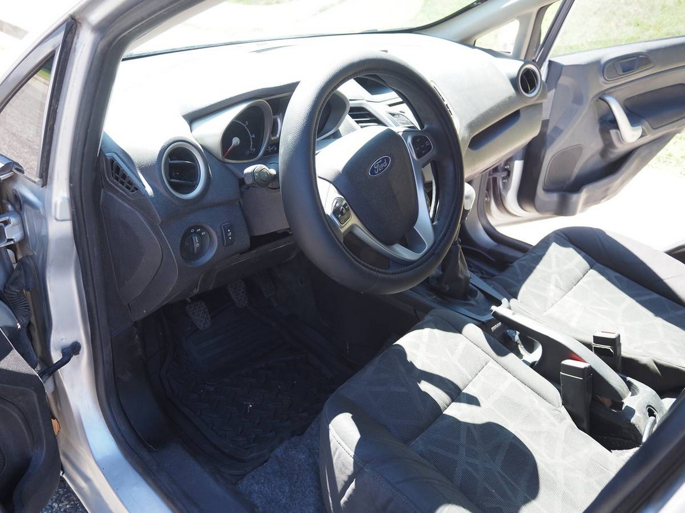 2011 Ford Fiesta Squishy 15