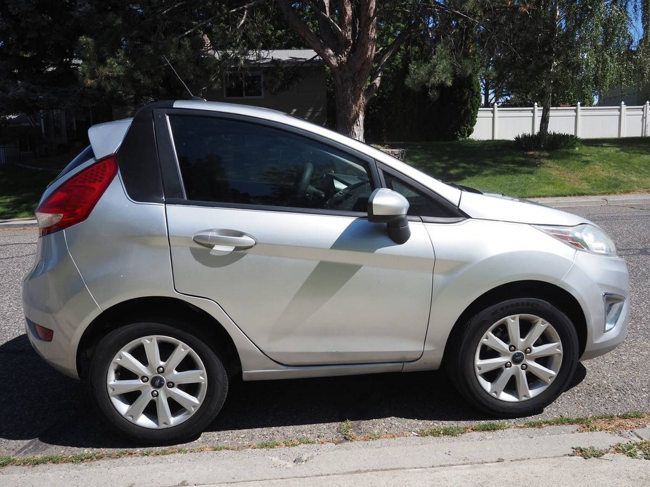 2011 Ford Fiesta Squishy 5
