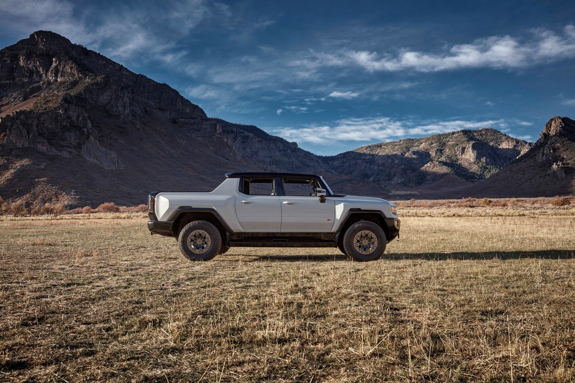 2023 GMC Hummer EV Pickup 6