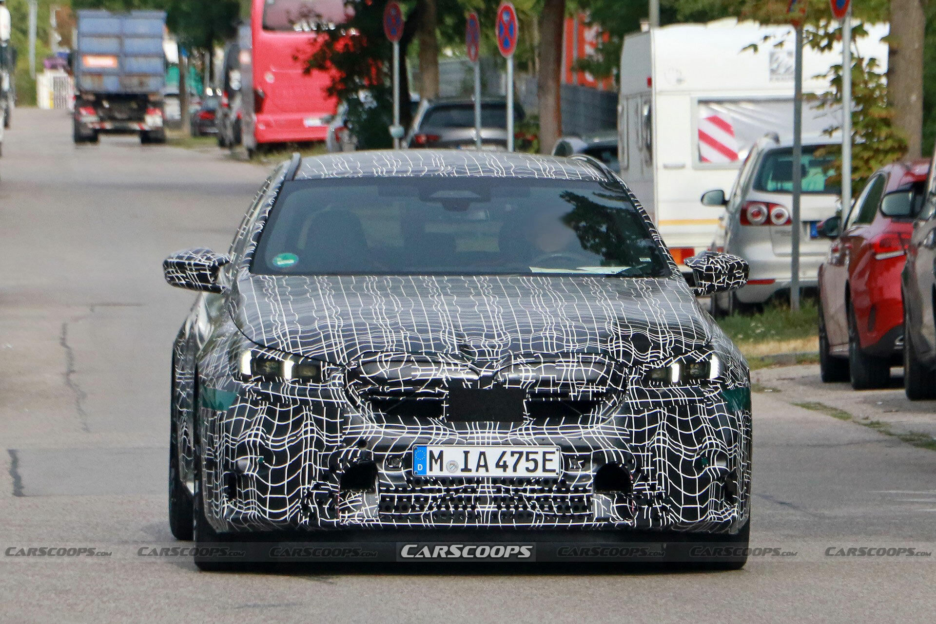 2025-BMW-M5-Touring-728-1