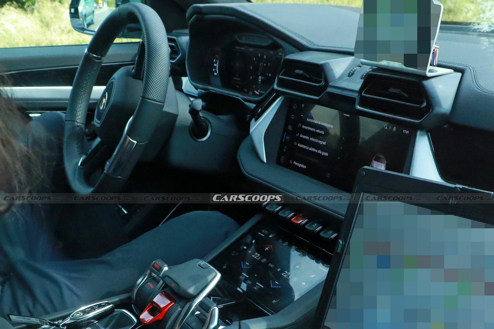 2024 Lamborghini Urus 726 5