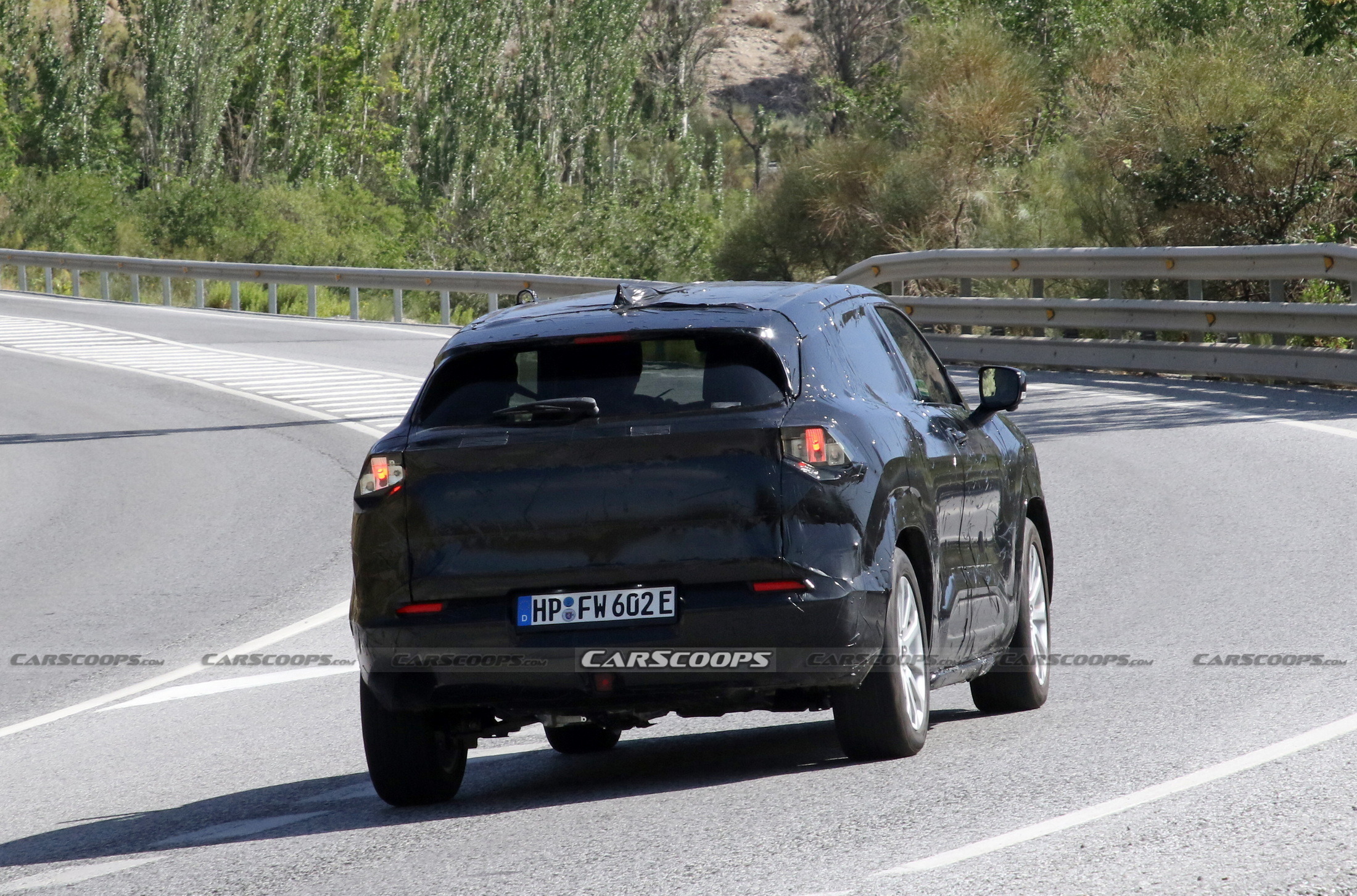 Suzuki eVX Scoop (13)