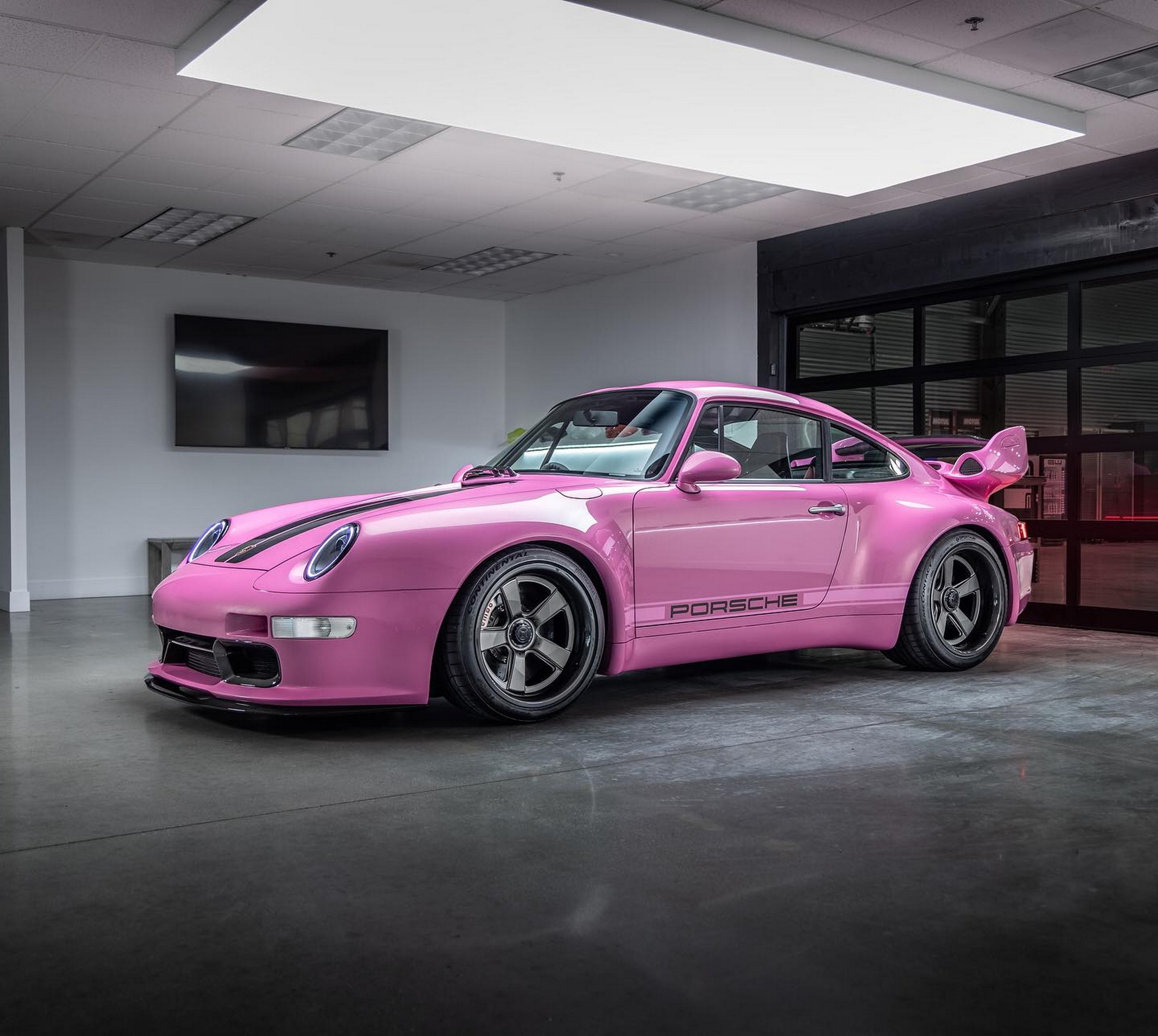 Pink Porsche 911 By Gunther Werks (1)