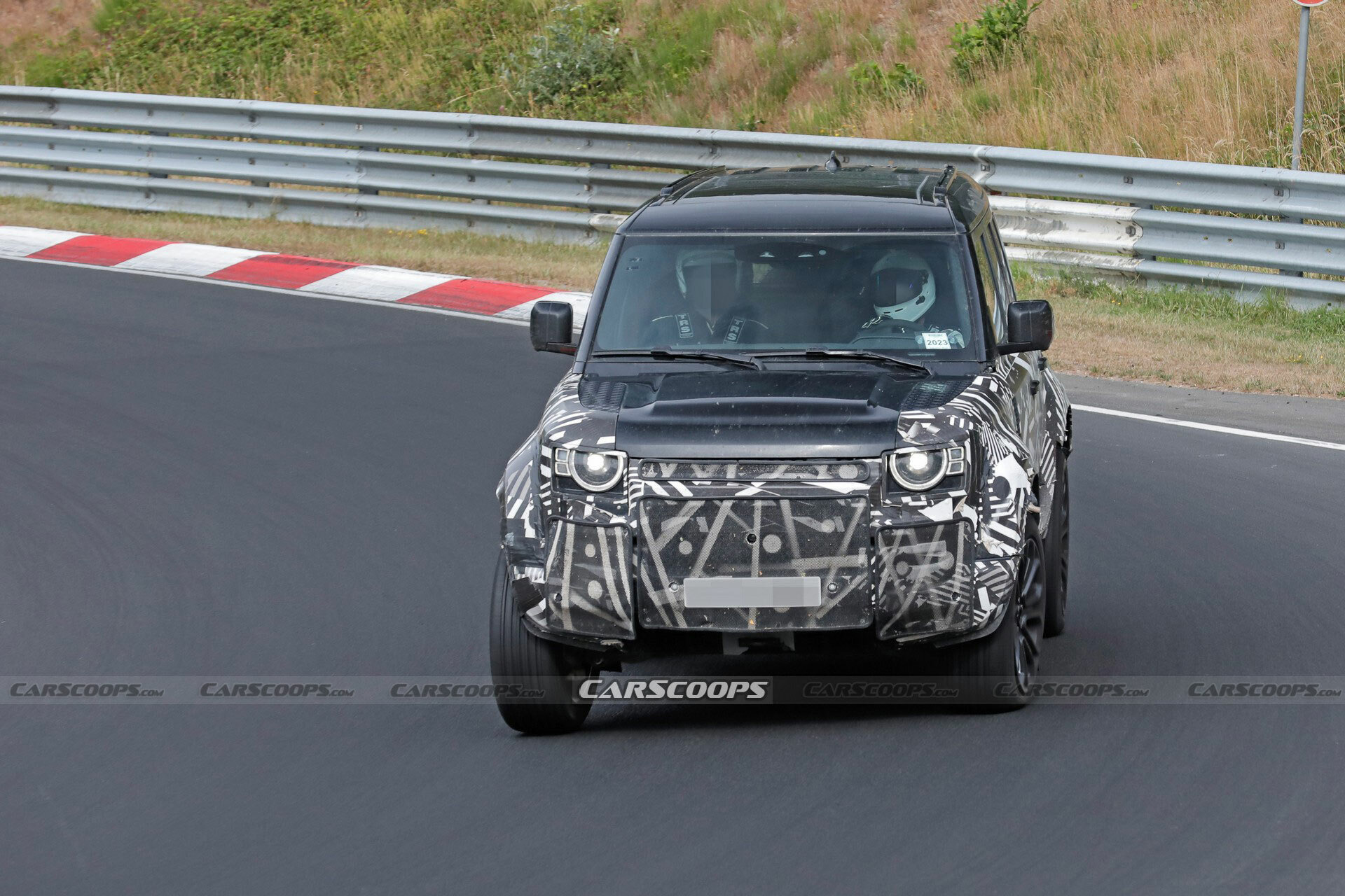 2024 Land Rover Defender SVX CarScoops 720 8