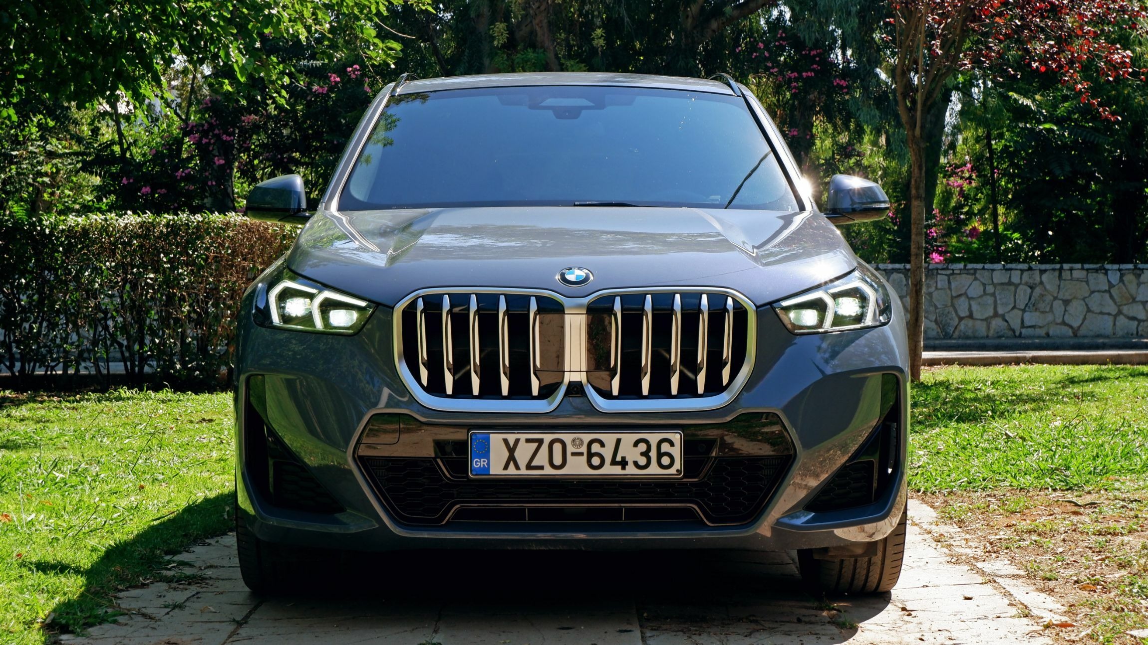 BMW X1 sDrive18i - Exterior (11)