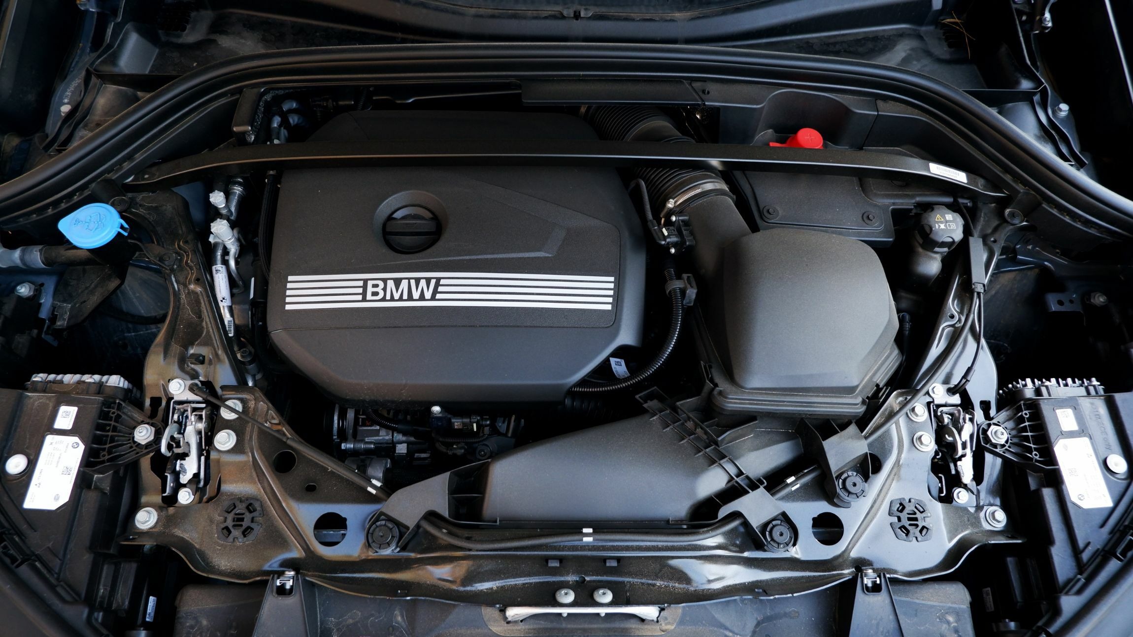 BMW X1 sDrive18i - Exterior (21)