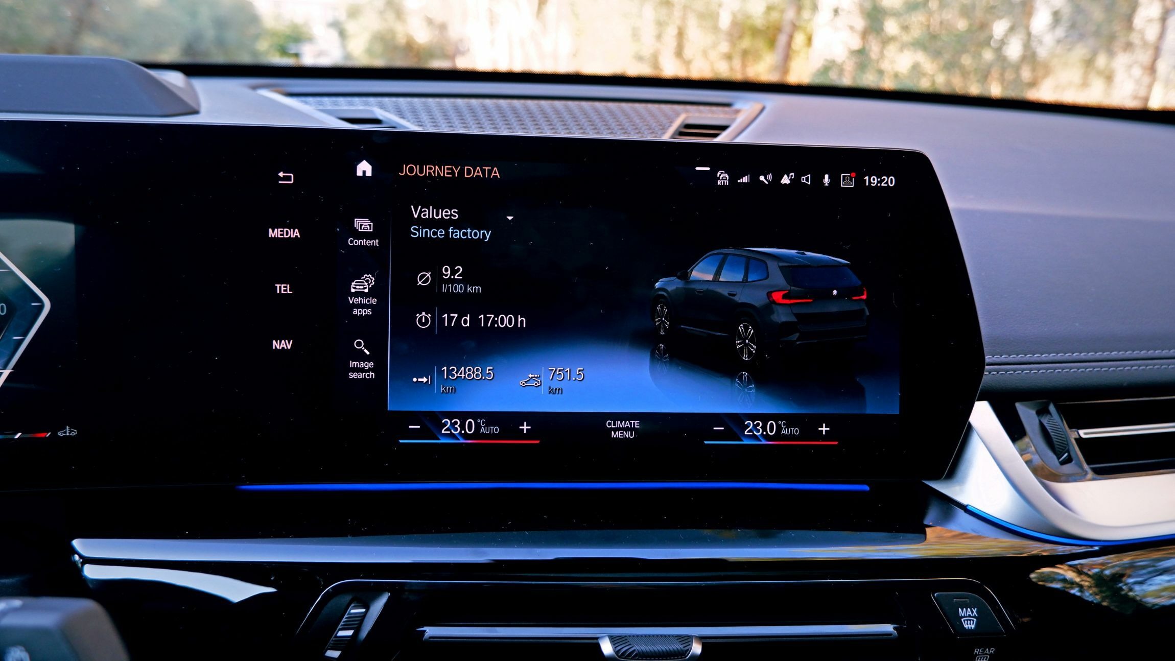 BMW X1 sDrive18i - Interior (13)