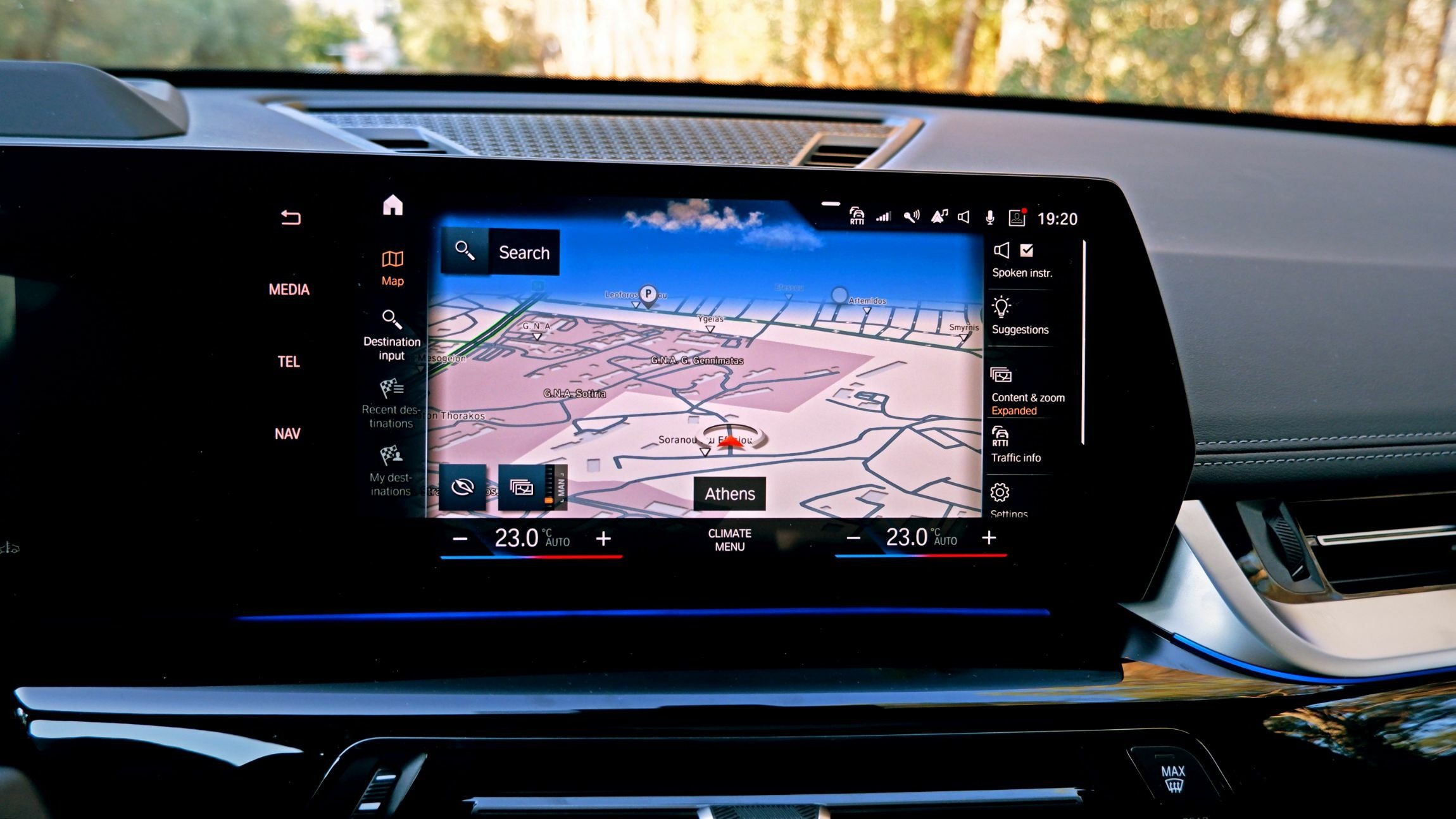 BMW X1 sDrive18i - Interior (15)