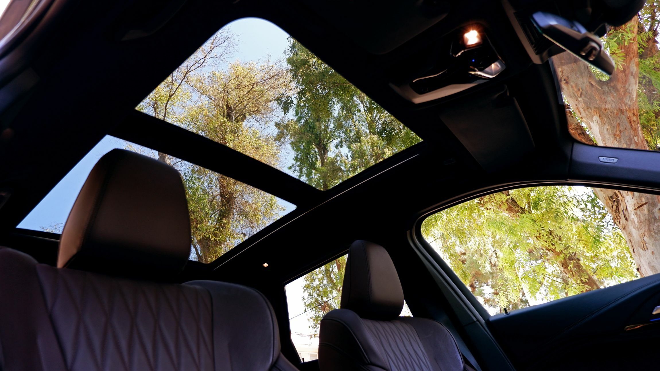 BMW X1 sDrive18i - Interior (8)