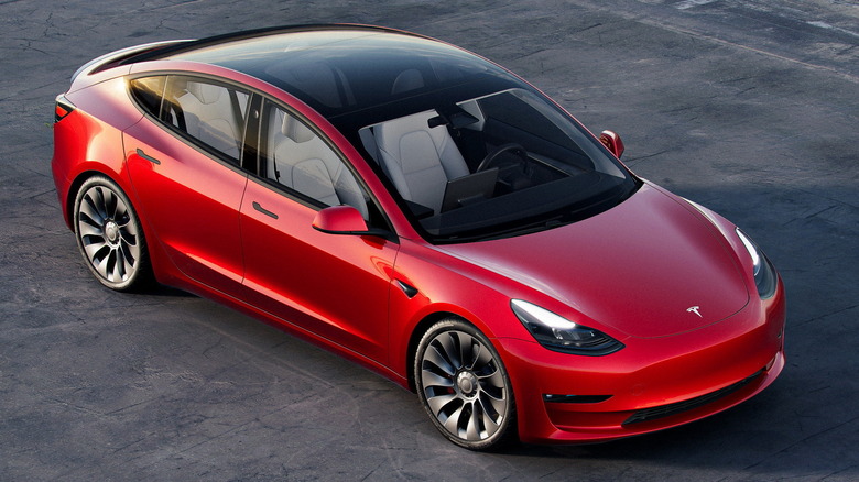 2023 Tesla Model 3 2