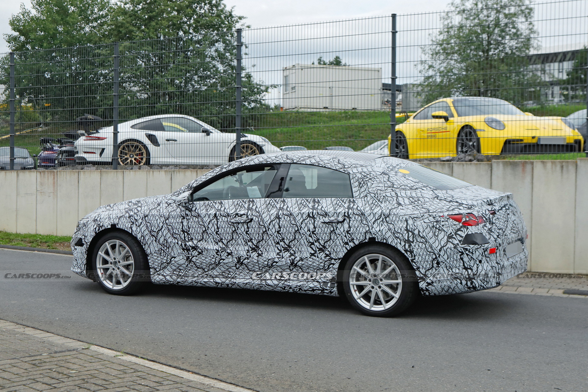 Mercedes-Benz CLA EV - 9