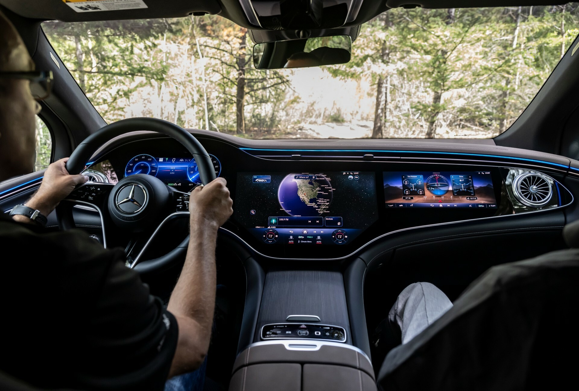 2023 Mercedes EQS SUV 808 18