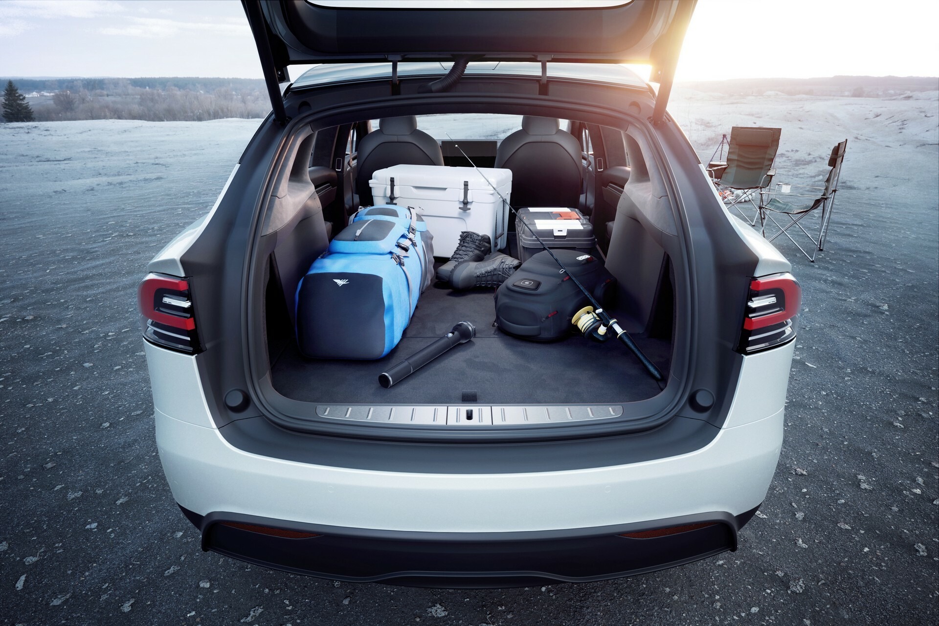 2023 Tesla Model X 808 15