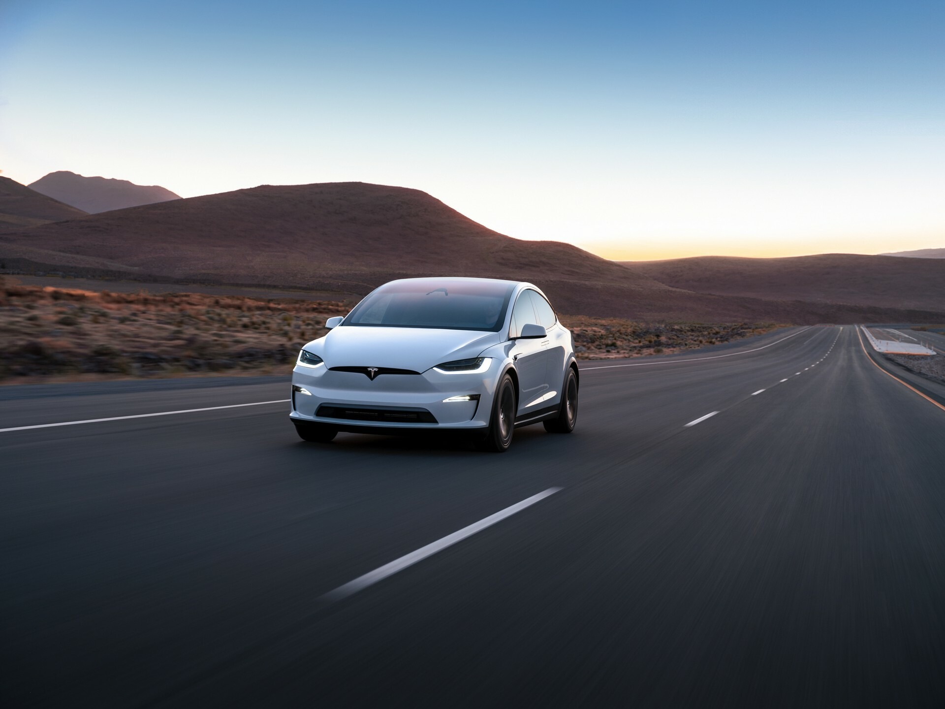 2023 Tesla Model X 808 3