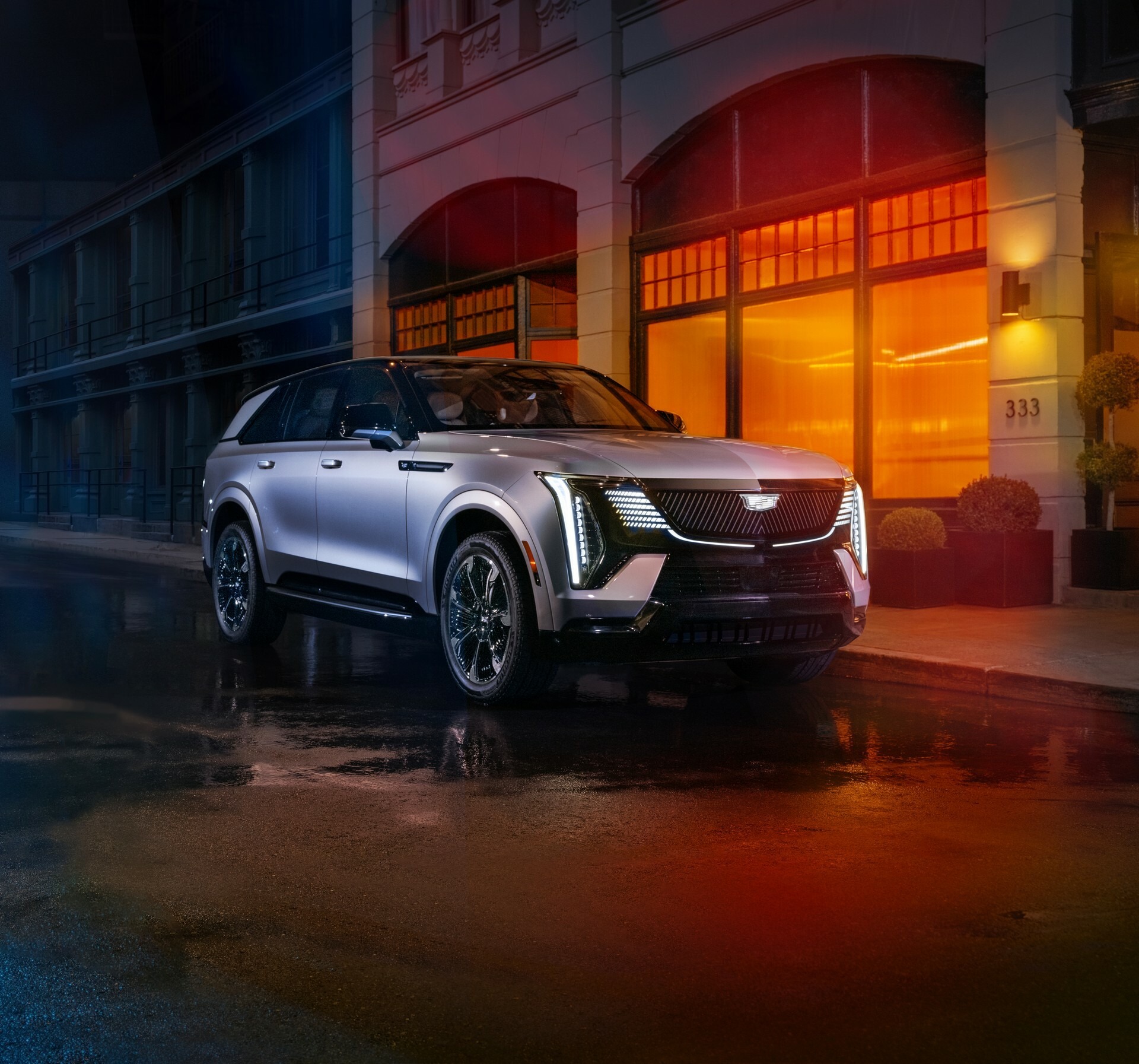 2025 Cadillac Escalade IQ 808 18