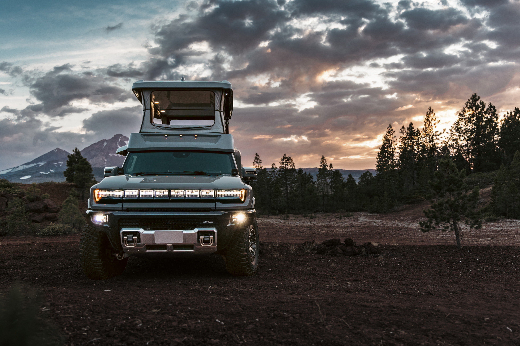2024 GMC Hummer EV EarthCruiser 2
