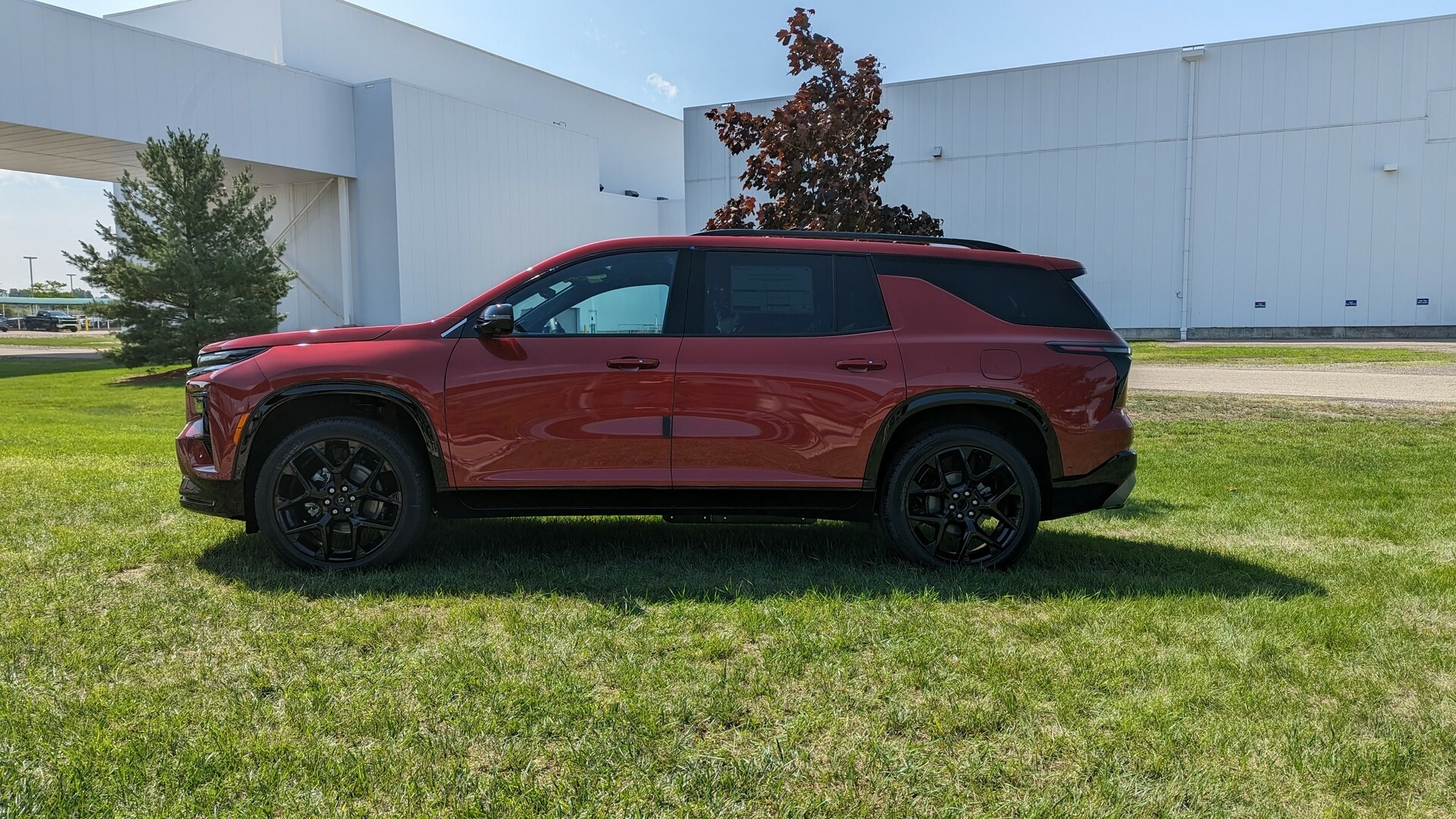 2024 Chevrolet Traverse MG CarScoops 123