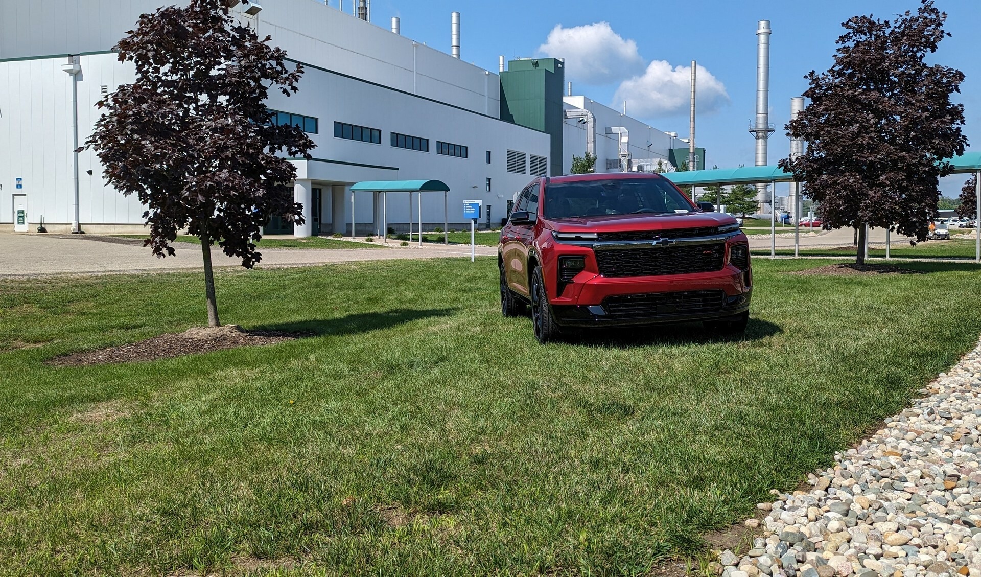 2024 Chevrolet Traverse MG CarScoops 124