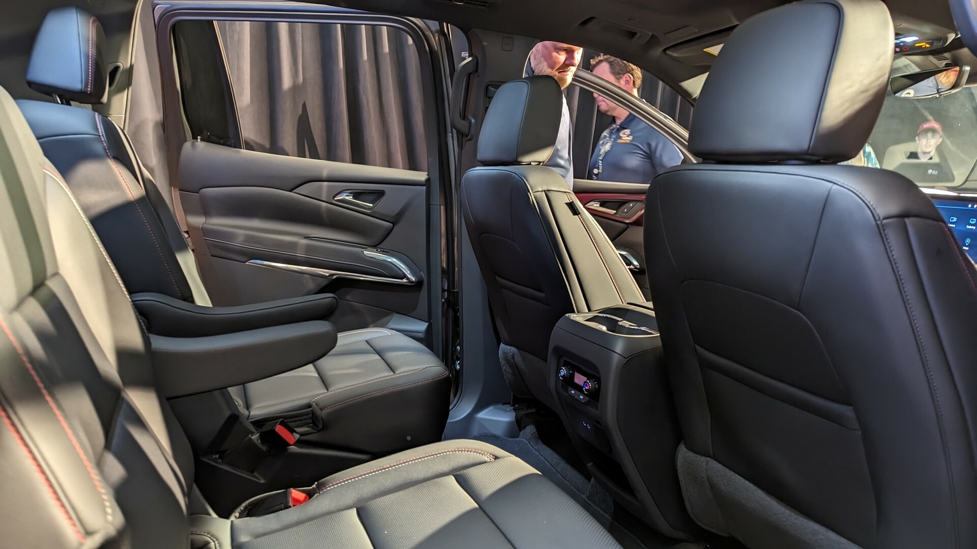 2024 Chevrolet Traverse MG CarScoops 202
