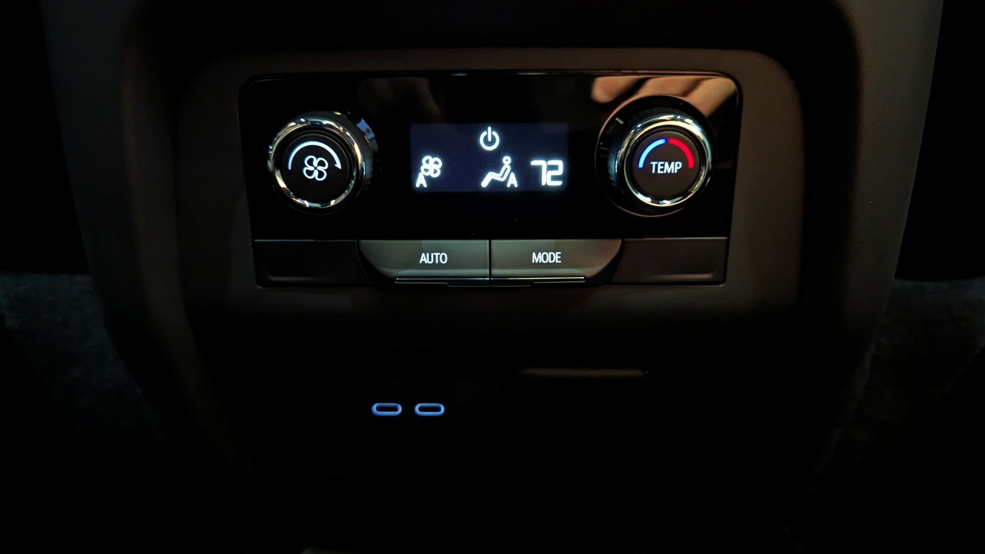 2024 Chevrolet Traverse MG CarScoops 219